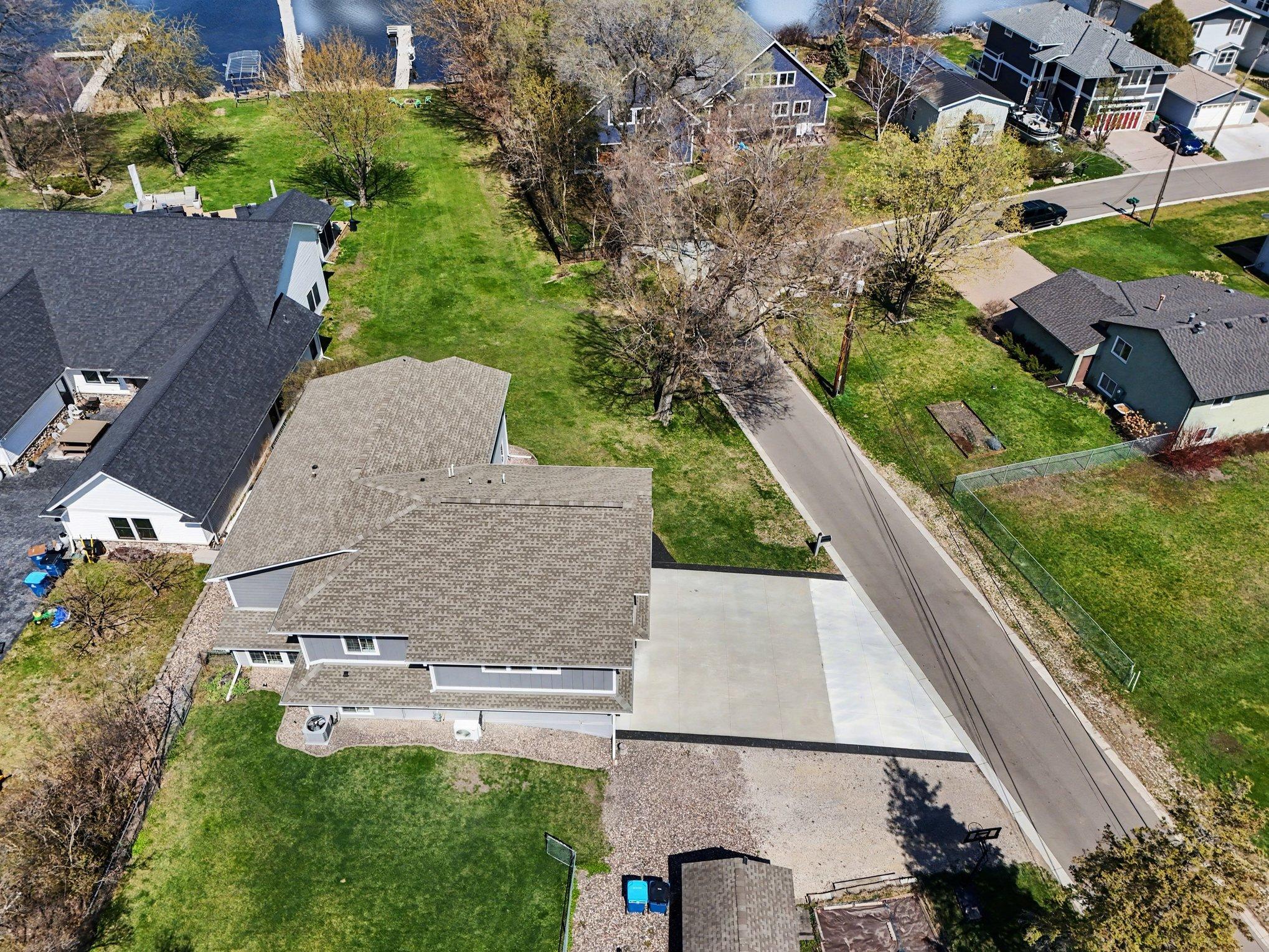 View of Residential at 100 Peninsula Road, Medicine Lake MN 55441, Medicine Lake (50 of 60) - Mike Wilen | Minnesota Team Real Estate