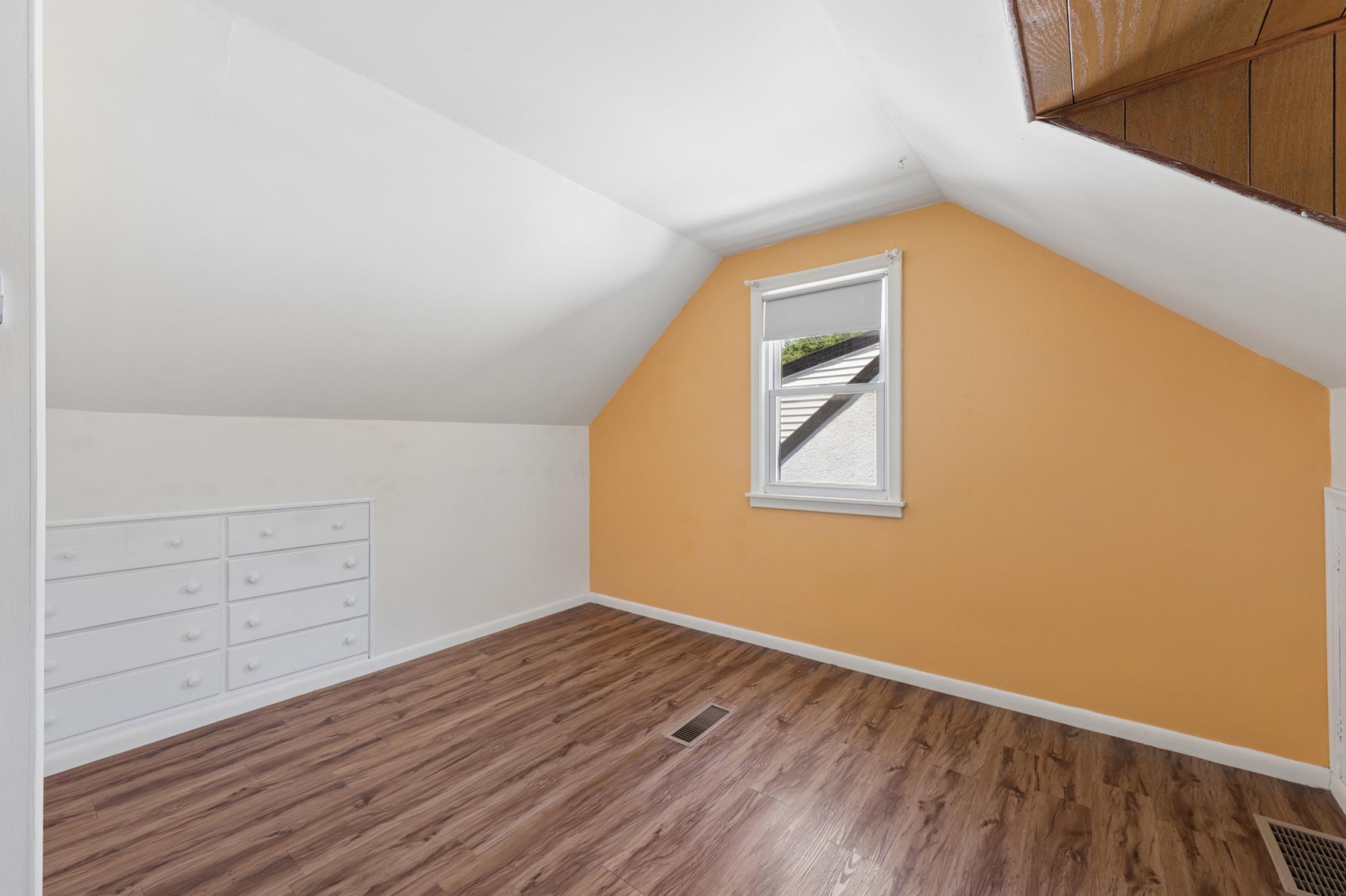View of Residential at 402 Jefferson Avenue, Edina MN 55343, Edina (11 of 21) - Mike Wilen | Minnesota Team Real Estate