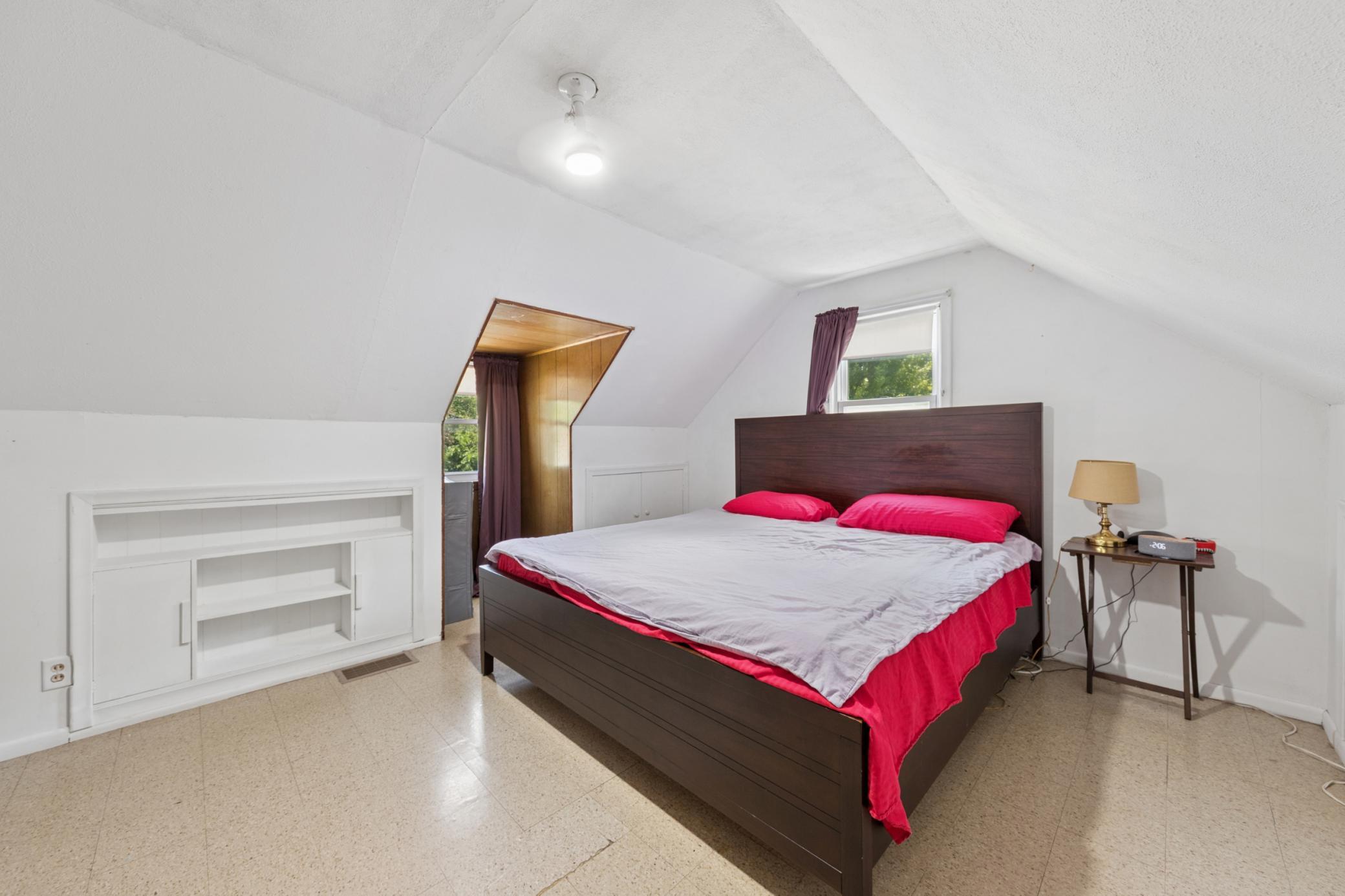 View of Residential at 402 Jefferson Avenue, Edina MN 55343, Edina (9 of 21) - Mike Wilen | Minnesota Team Real Estate