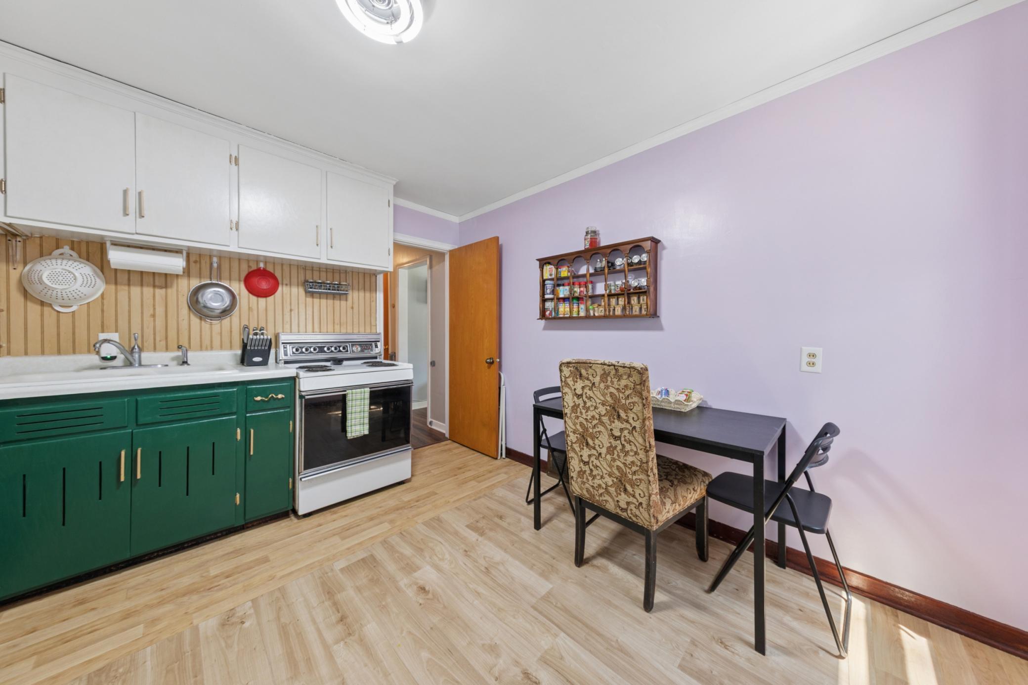 View of Residential at 402 Jefferson Avenue, Edina MN 55343, Edina (5 of 21) - Mike Wilen | Minnesota Team Real Estate