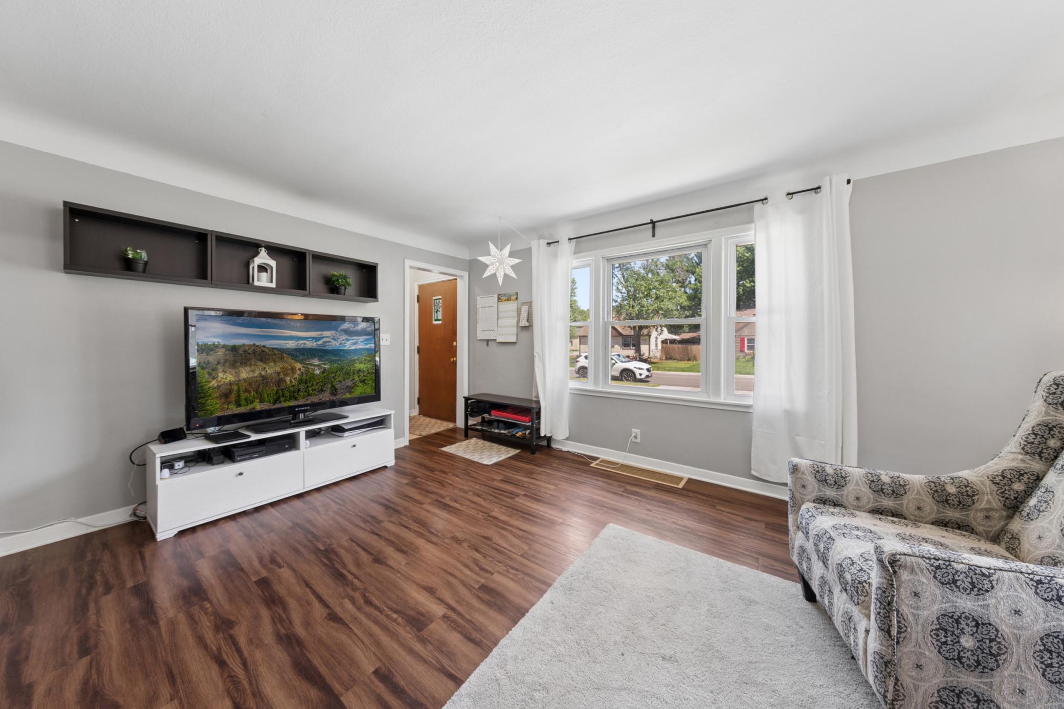 View of Residential at 402 Jefferson Avenue, Edina MN 55343, Edina (3 of 21) - Mike Wilen | Minnesota Team Real Estate