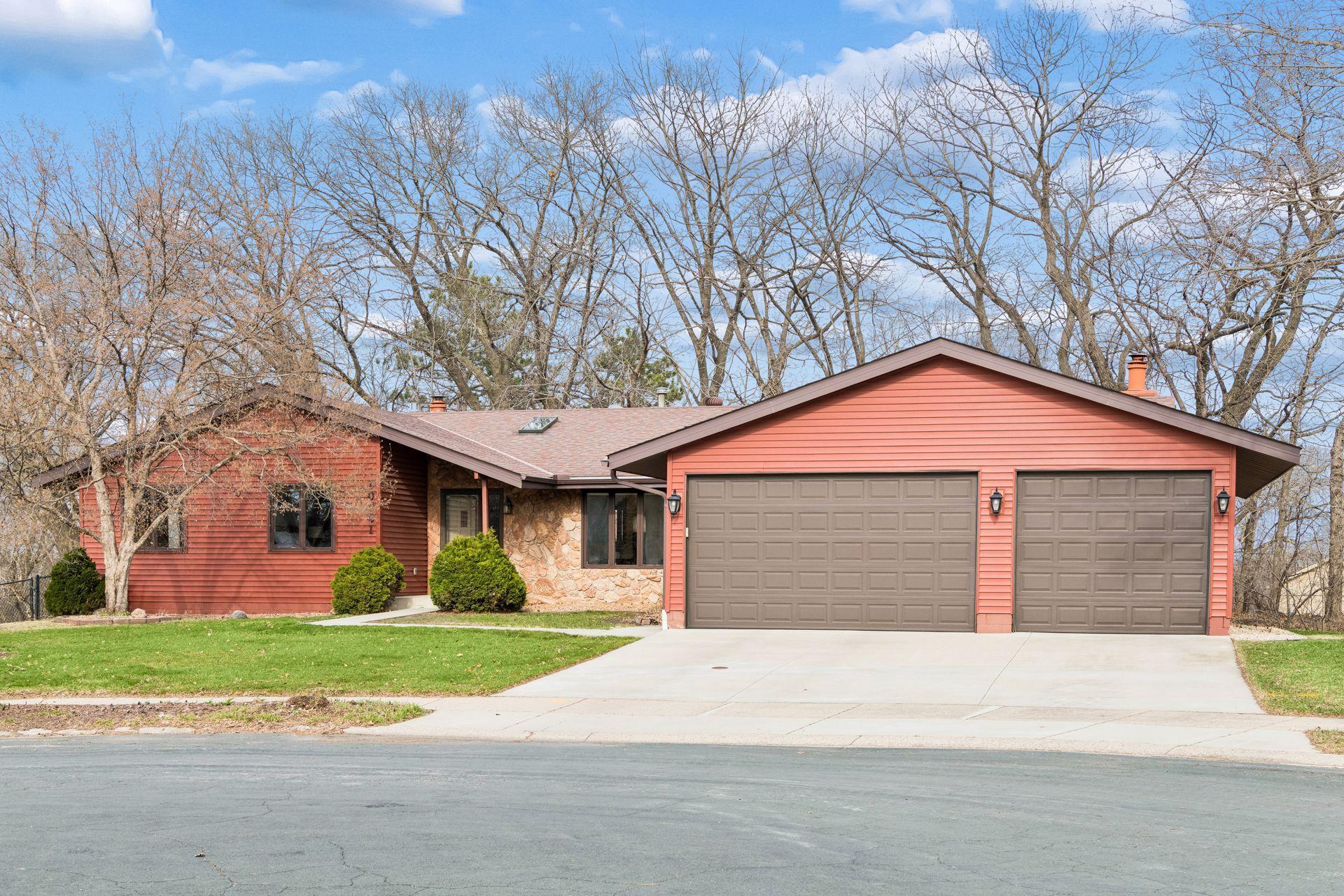 View of Residential at 10001 Beard Avenue, Bloomington MN 55431, Bloomington - Mike Wilen | Minnesota Team Real Estate