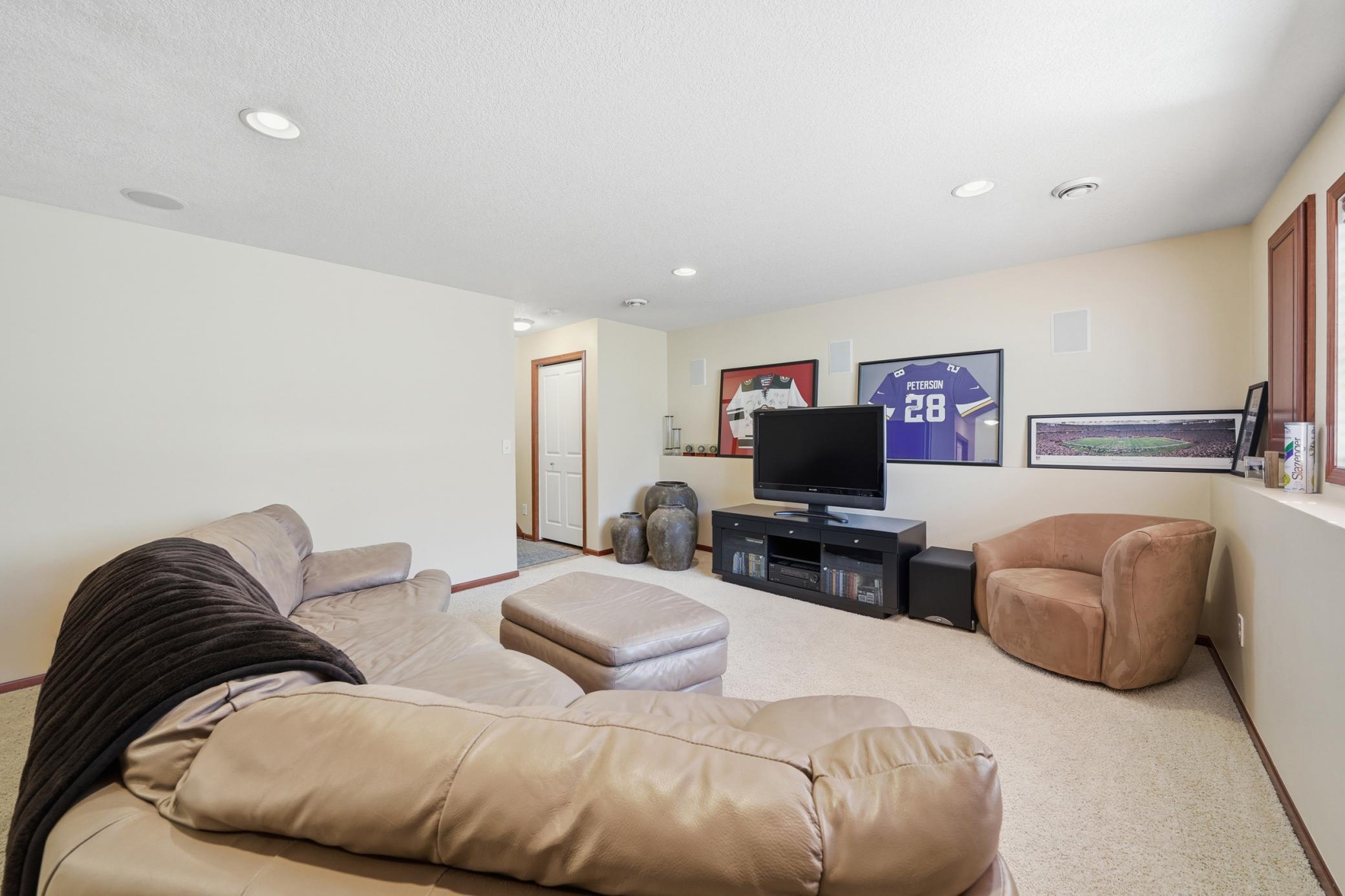 View of Residential at 2156 Cedar Grove Trail, Eagan MN 55122, Eagan (25 of 53) - Mike Wilen | Minnesota Team Real Estate