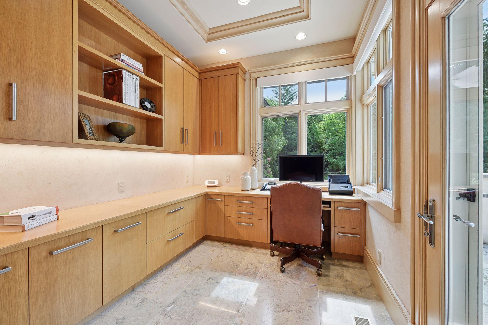 View of Residential at 1989 Dwight Lane, Minnetonka MN 55305, Minnetonka (42 of 65) - Mike Wilen | Minnesota Team Real Estate