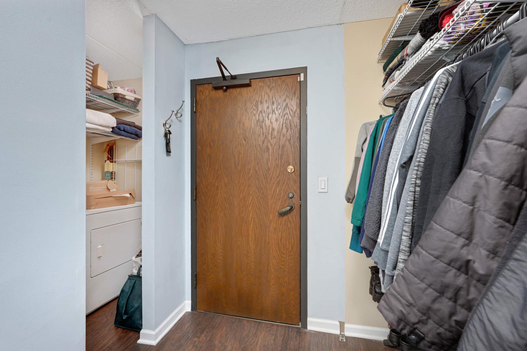 View of Residential at 2885 Knox Avenue #203, Minneapolis MN 55408, Minneapolis (10 of 36) - Mike Wilen | Minnesota Team Real Estate