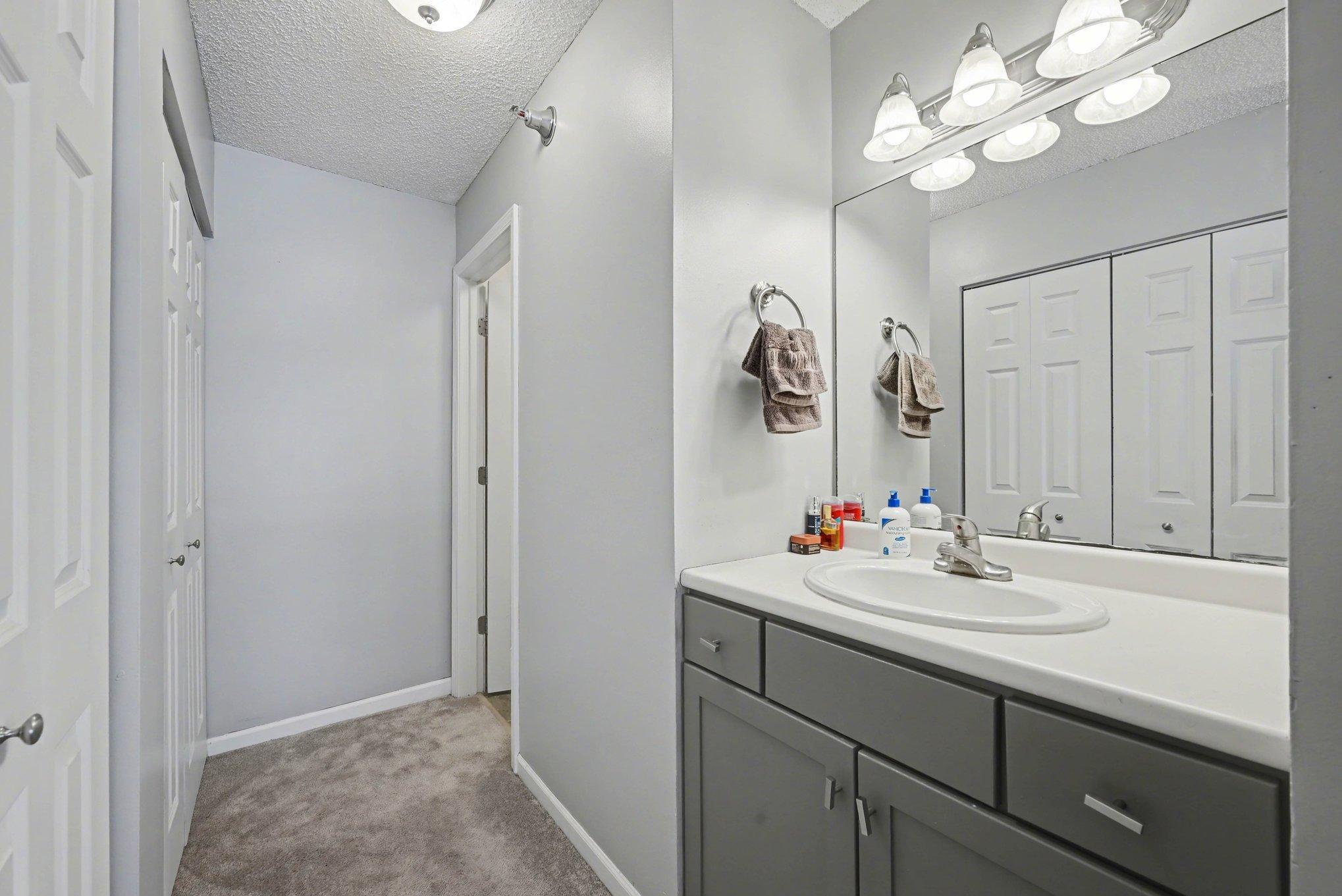 View of Residential at 6165 Chasewood Parkway #1, Hopkins MN 55343, Hopkins (19 of 24) - Mike Wilen | Minnesota Team Real Estate