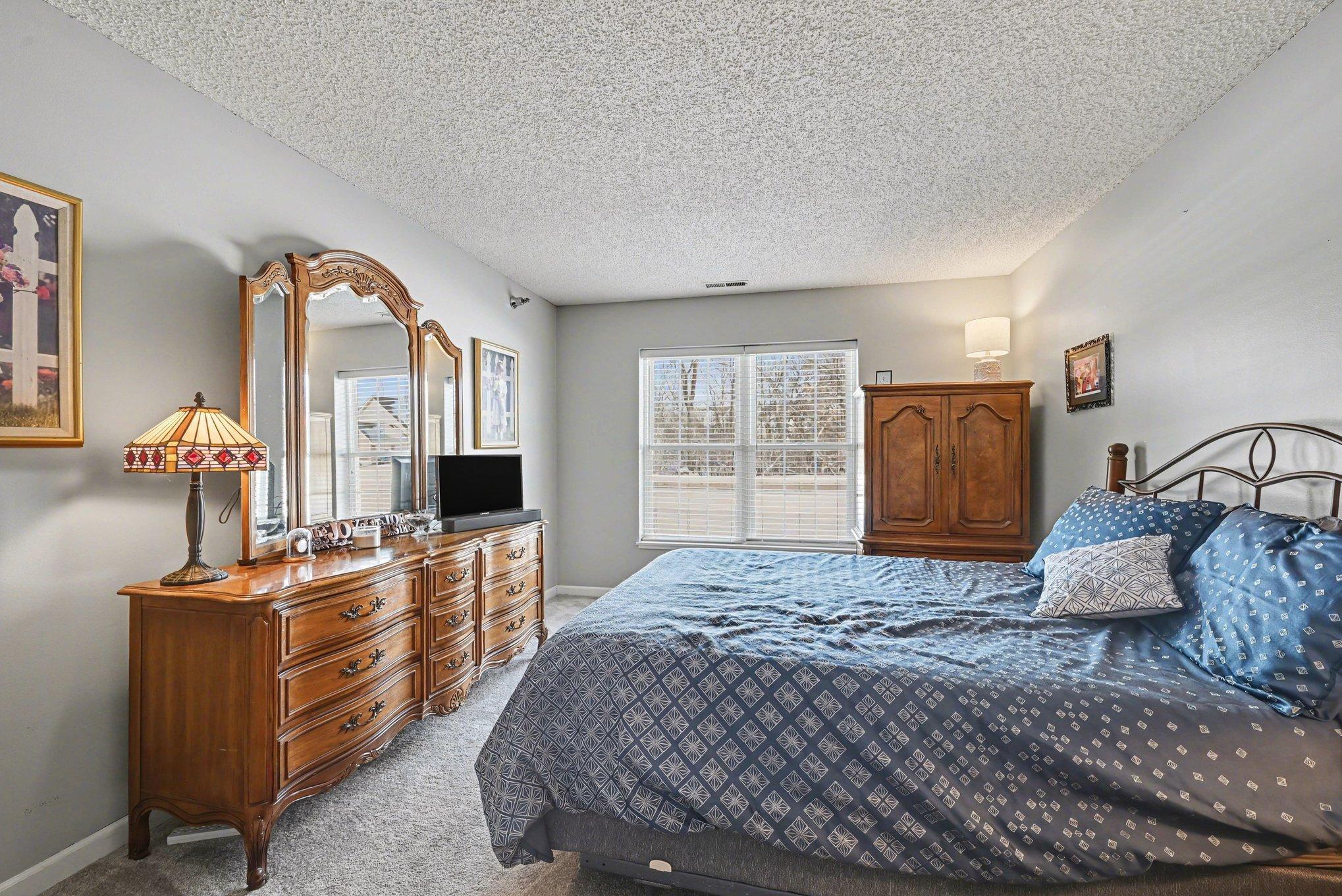 View of Residential at 6165 Chasewood Parkway #1, Hopkins MN 55343, Hopkins (13 of 24) - Mike Wilen | Minnesota Team Real Estate