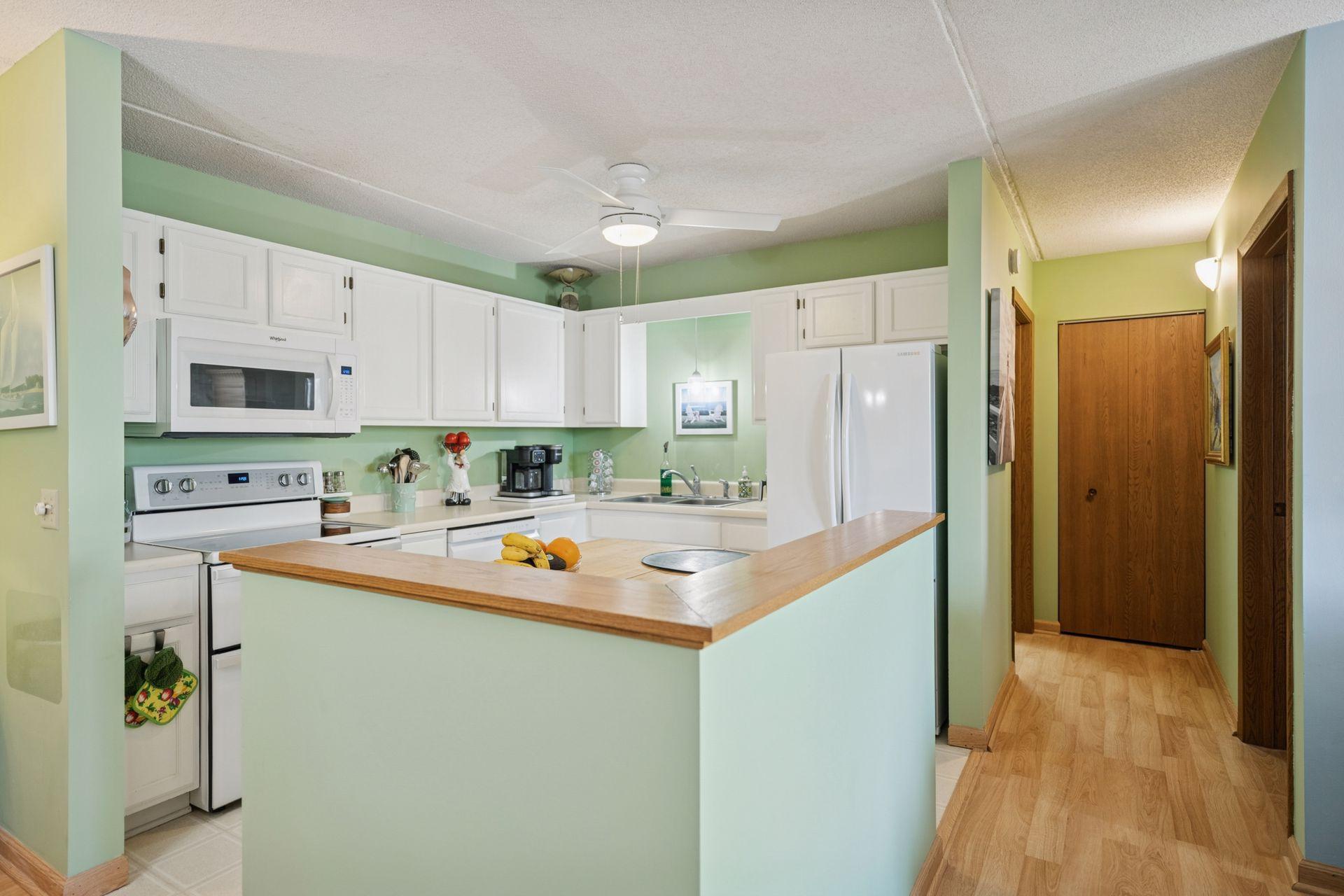 View of Residential at 2601 Kenzie Terrace #330, Saint Anthony MN 55418, Saint Anthony (13 of 40) - Mike Wilen | Minnesota Team Real Estate