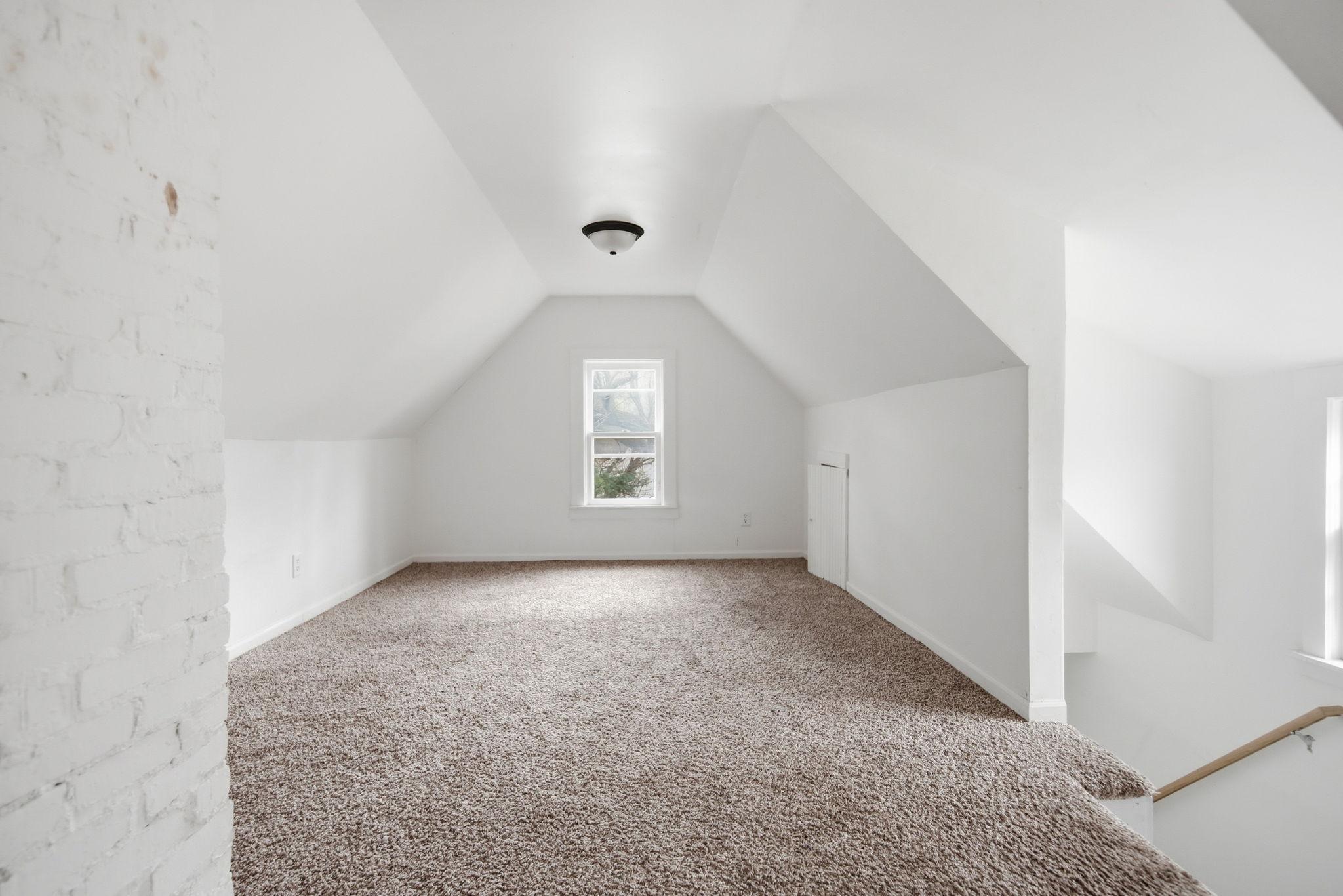 View of Residential Income at 658 Edmund Avenue, Saint Paul MN 55104, Saint Paul (19 of 24) - Mike Wilen | Minnesota Team Real Estate