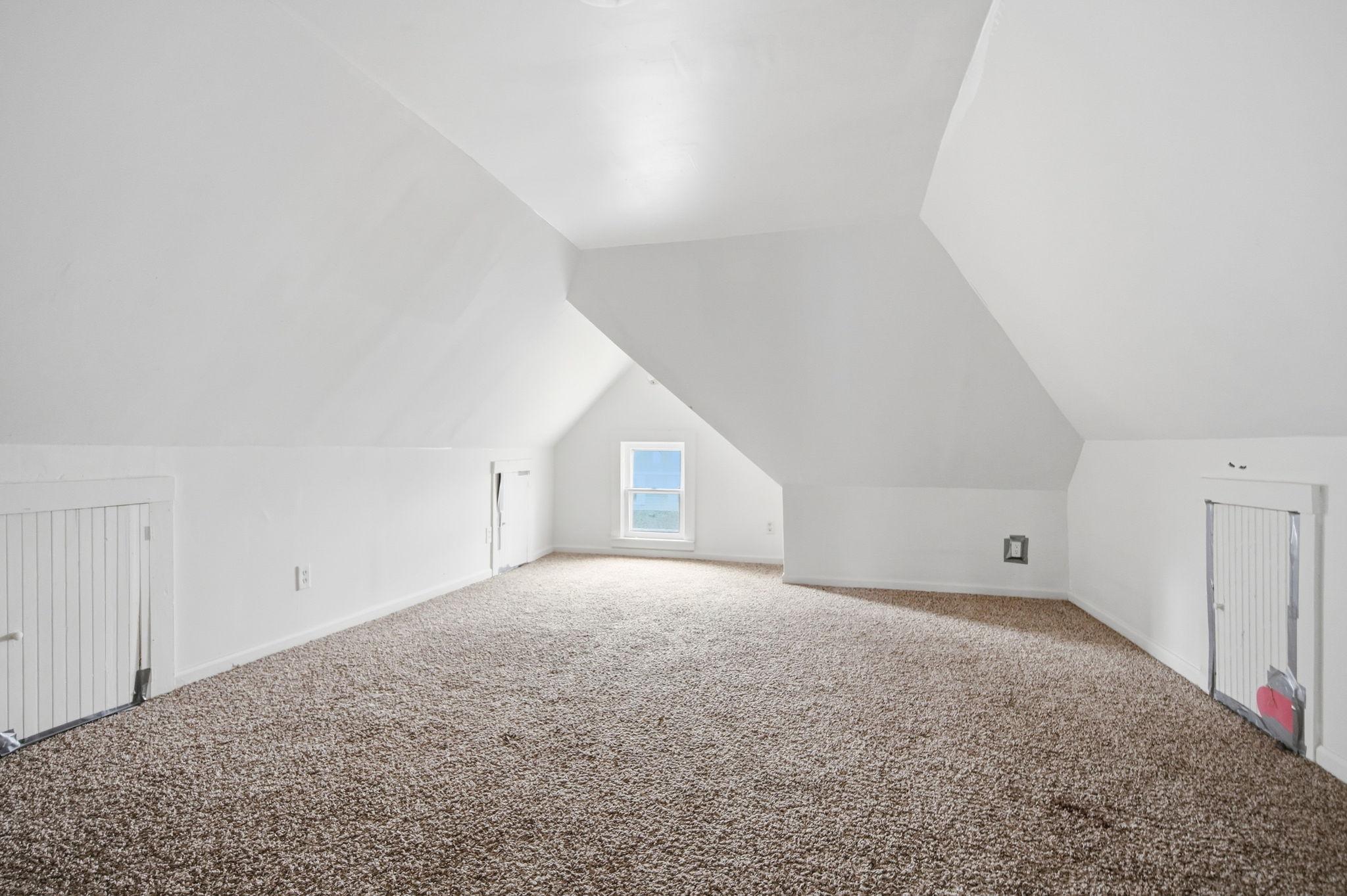 View of Residential Income at 658 Edmund Avenue, Saint Paul MN 55104, Saint Paul (17 of 24) - Mike Wilen | Minnesota Team Real Estate