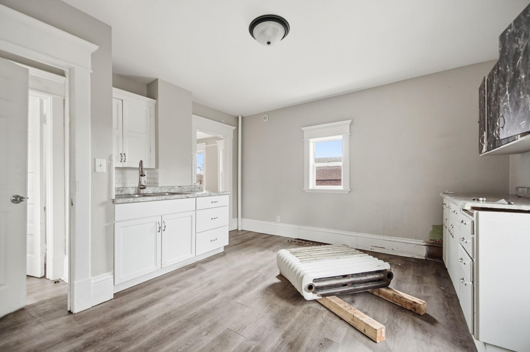 View of Residential Income at 658 Edmund Avenue, Saint Paul MN 55104, Saint Paul (15 of 24) - Mike Wilen | Minnesota Team Real Estate