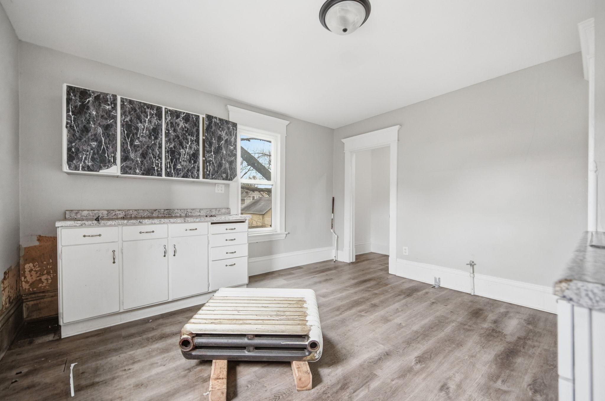 View of Residential Income at 658 Edmund Avenue, Saint Paul MN 55104, Saint Paul (14 of 24) - Mike Wilen | Minnesota Team Real Estate