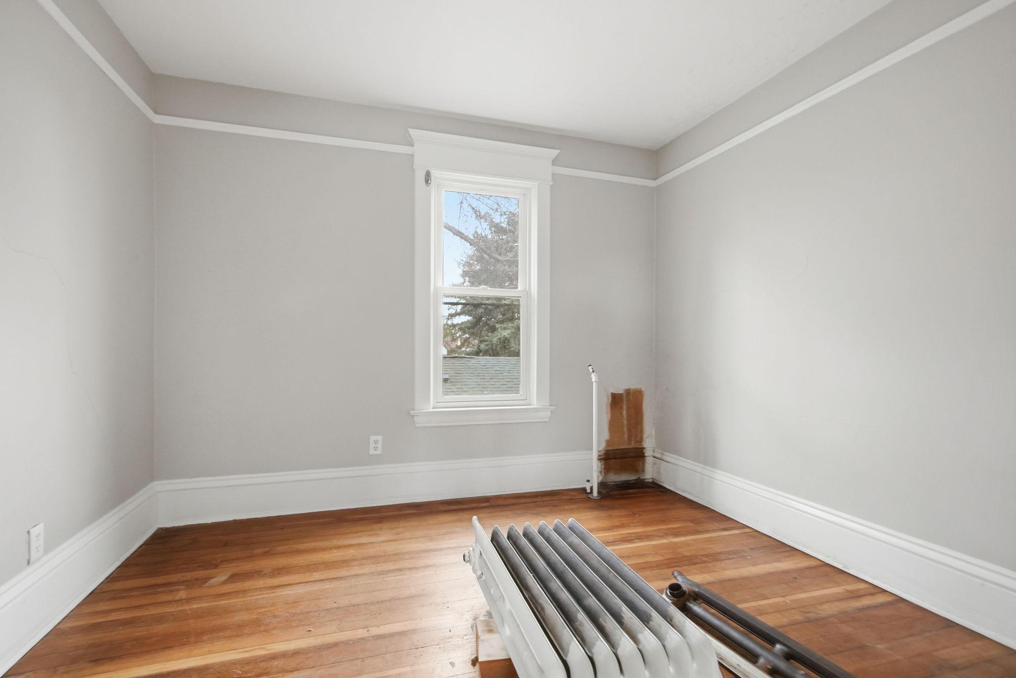 View of Residential Income at 658 Edmund Avenue, Saint Paul MN 55104, Saint Paul (13 of 24) - Mike Wilen | Minnesota Team Real Estate