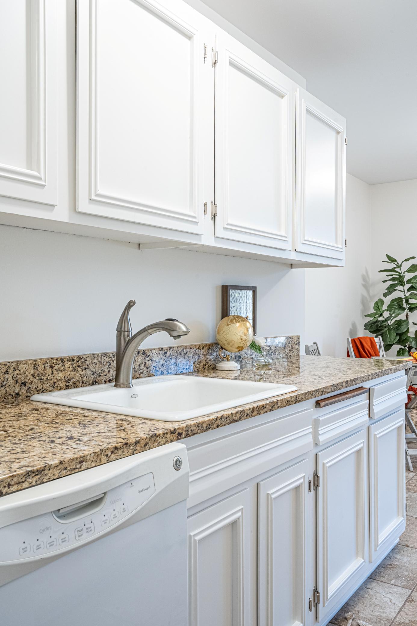 View of Residential at 4548 Cedar Lake Road #6, Saint Louis Park MN 55416, Saint Louis Park (5 of 25) - Mike Wilen | Minnesota Team Real Estate