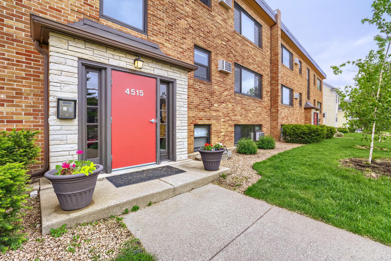 View of Residential at 4515 Grand Avenue #103, Minneapolis MN 55419, Minneapolis - Mike Wilen | Minnesota Team Real Estate