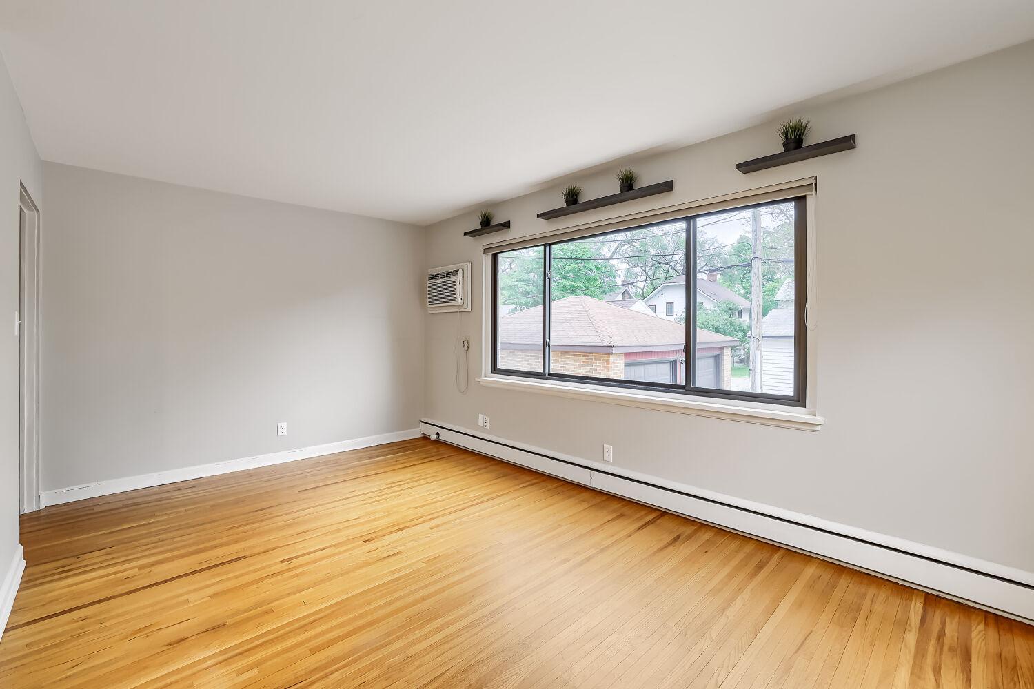 View of Residential at 4515 Grand Avenue #103, Minneapolis MN 55419, Minneapolis (6 of 17) - Mike Wilen | Minnesota Team Real Estate