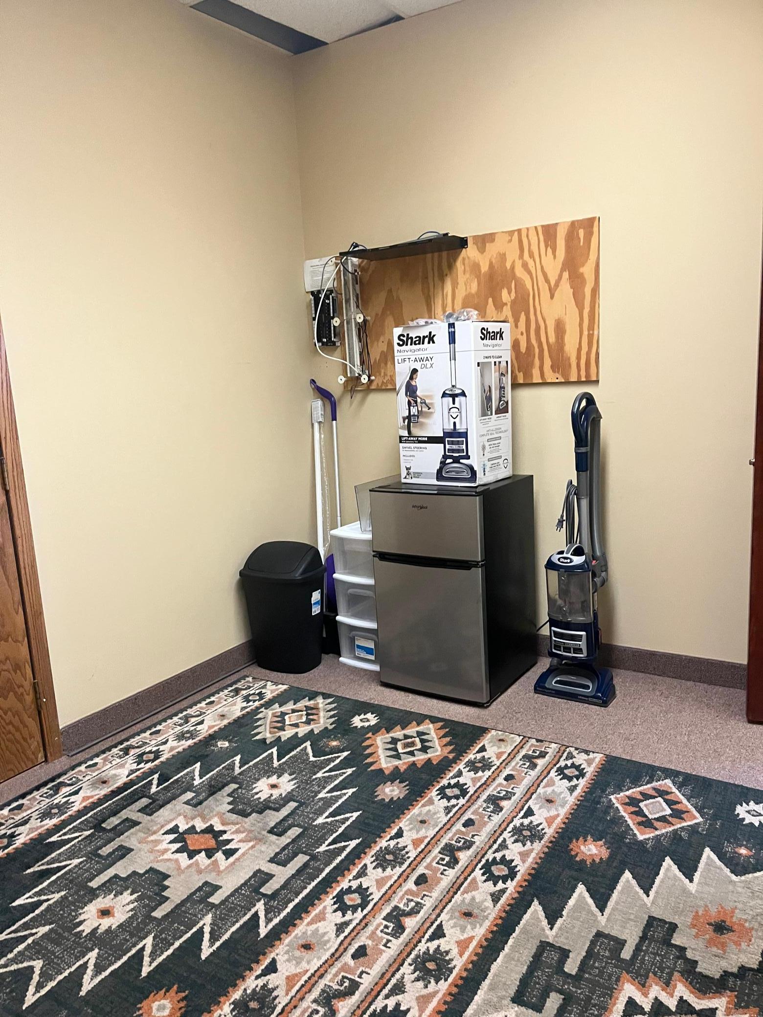 View of Commercial Sale at 6200 Excelsior Boulevard, Saint Louis Park MN 55416, Saint Louis Park (9 of 10) - Mike Wilen | Minnesota Team Real Estate
