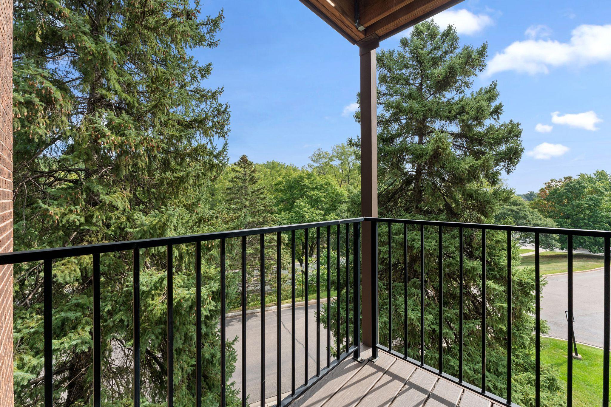 View of Residential at 9500 Collegeview Road #206, Bloomington MN 55437, Bloomington (22 of 51) - Mike Wilen | Minnesota Team Real Estate