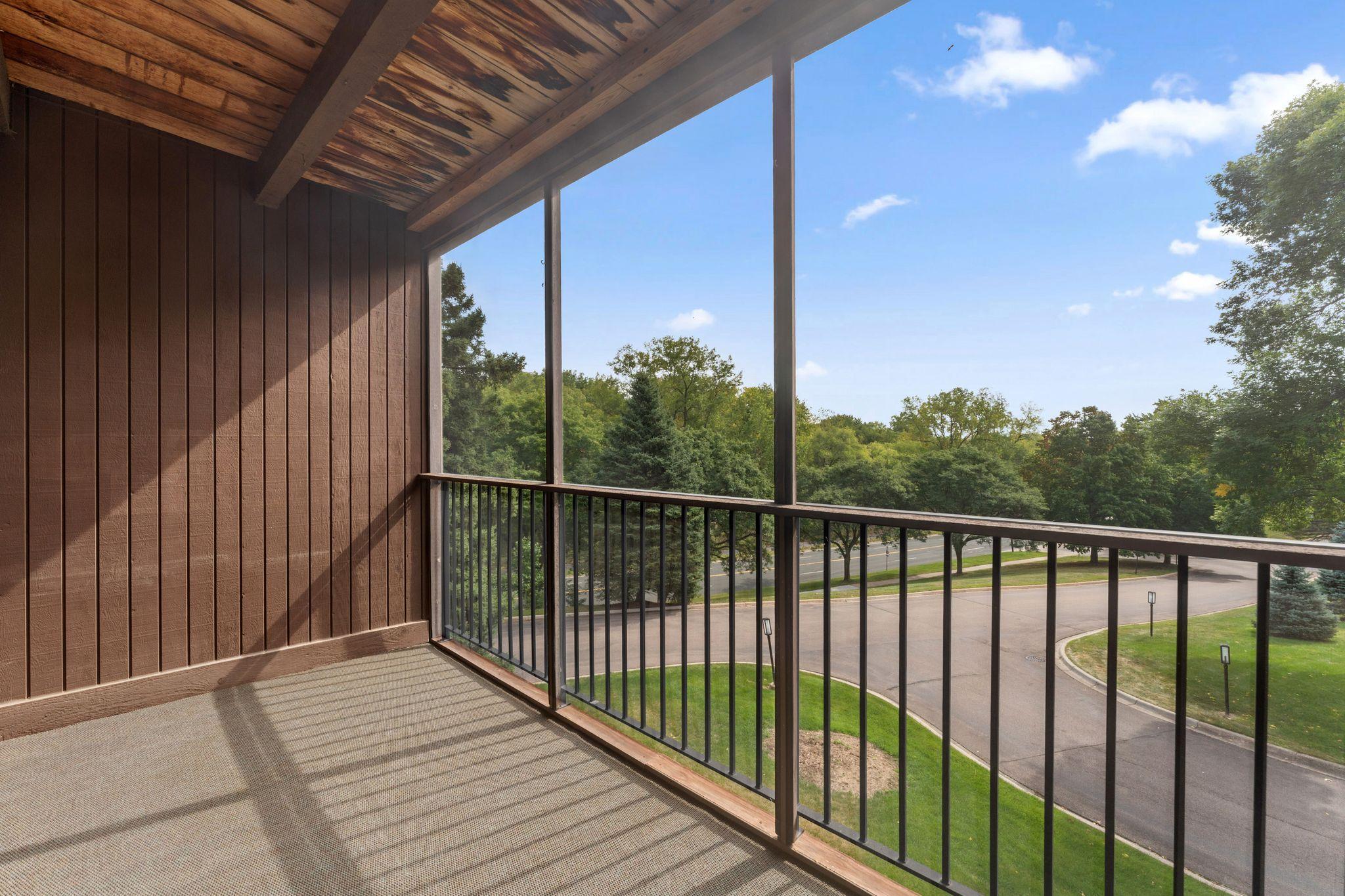 View of Residential at 9500 Collegeview Road #206, Bloomington MN 55437, Bloomington (37 of 51) - Mike Wilen | Minnesota Team Real Estate