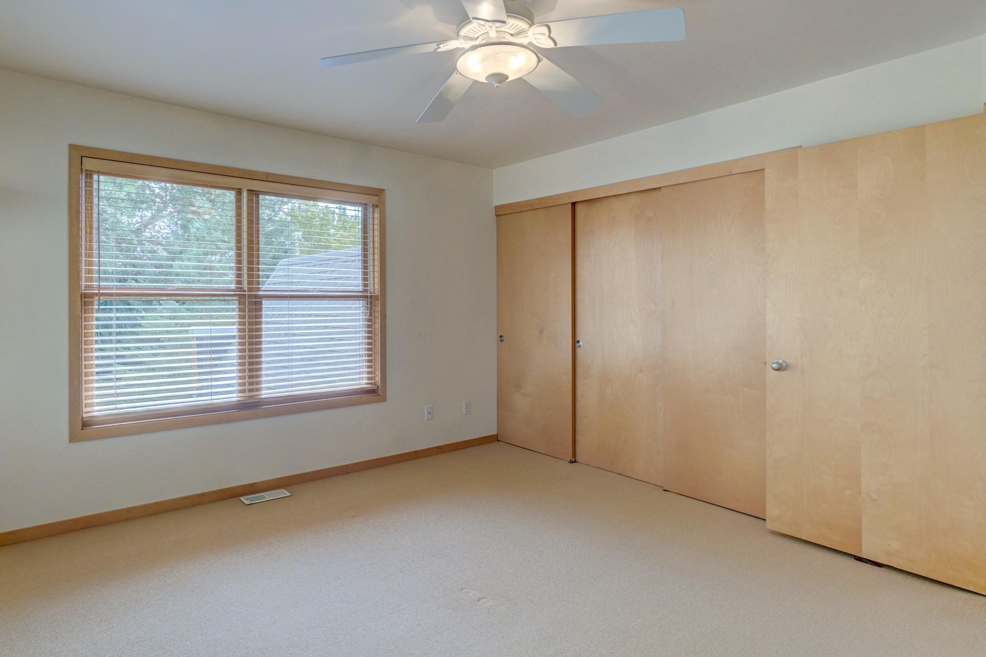 View of Residential at 552 Summit Avenue, Saint Paul MN 55102, Saint Paul (25 of 32) - Mike Wilen | Minnesota Team Real Estate