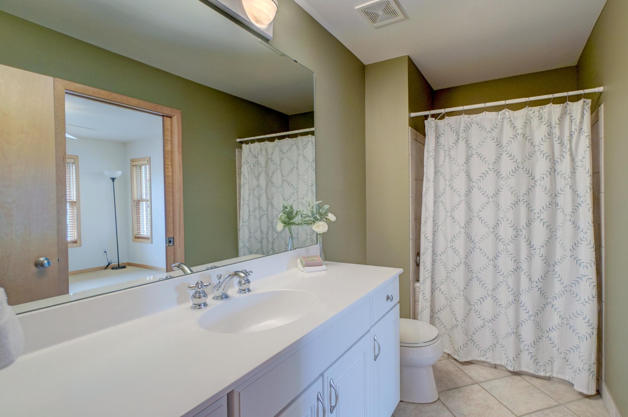 View of Residential at 552 Summit Avenue, Saint Paul MN 55102, Saint Paul (26 of 32) - Mike Wilen | Minnesota Team Real Estate