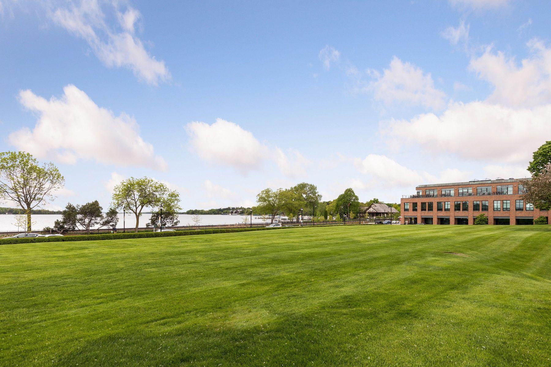 View of Residential at 540 Indian Mound Street #1A, Wayzata MN 55391, Wayzata (20 of 31) - Mike Wilen | Minnesota Team Real Estate