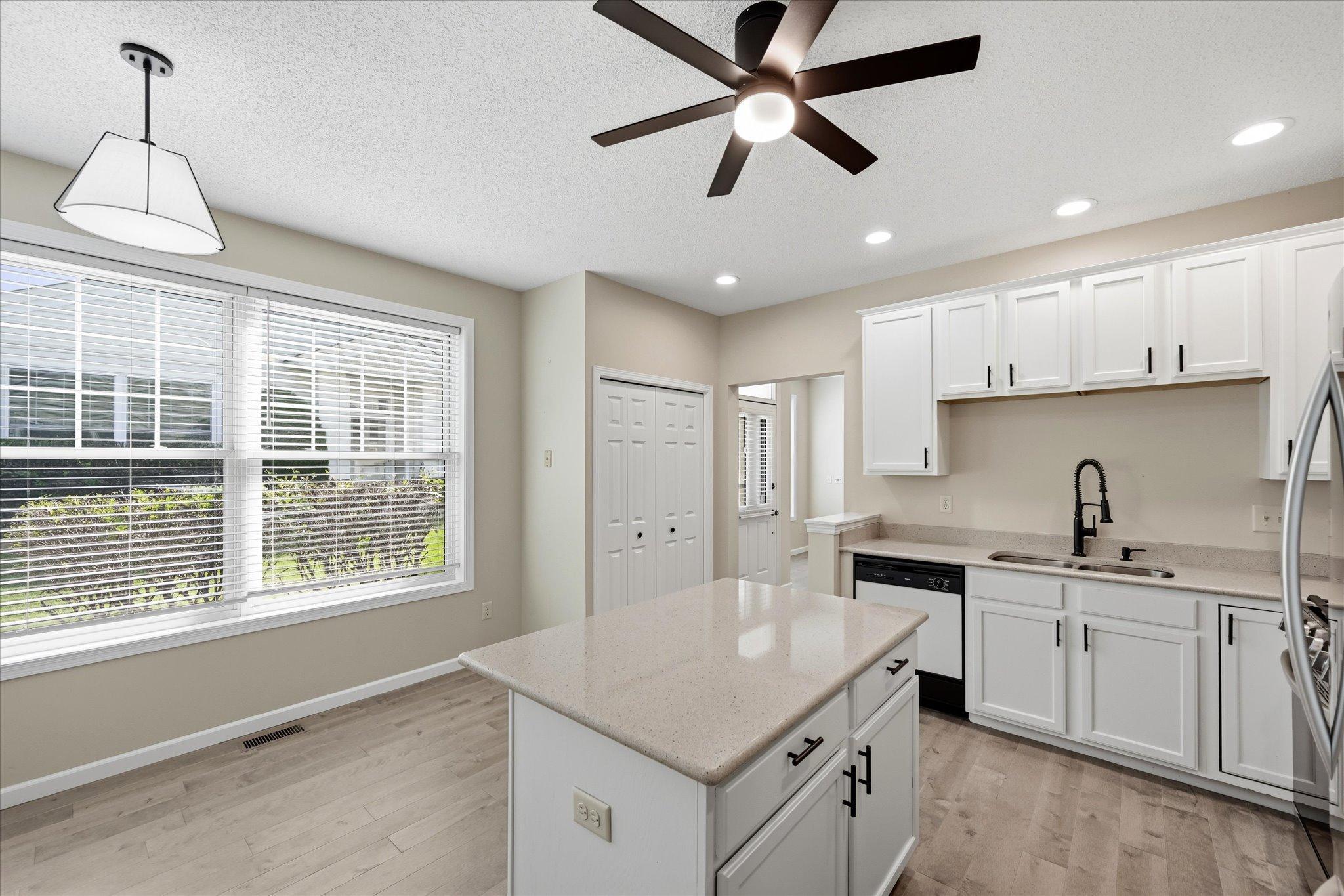 View of Residential at 5818 Prairie Ridge Drive, Shoreview MN 55126, Shoreview (22 of 54) - Mike Wilen | Minnesota Team Real Estate