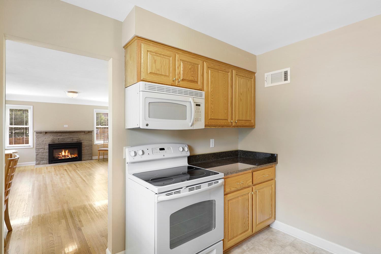View of Commercial Sale at 3821 Broadway Avenue, Robbinsdale MN 55422, Robbinsdale (9 of 24) - Mike Wilen | Minnesota Team Real Estate