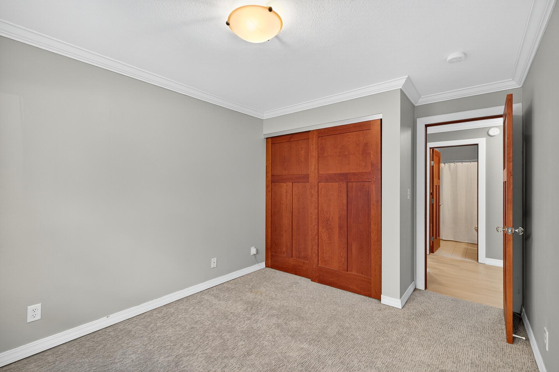 View of Residential at 2700 44th Street #104, Minneapolis MN 55410, Minneapolis (15 of 26) - Mike Wilen | Minnesota Team Real Estate