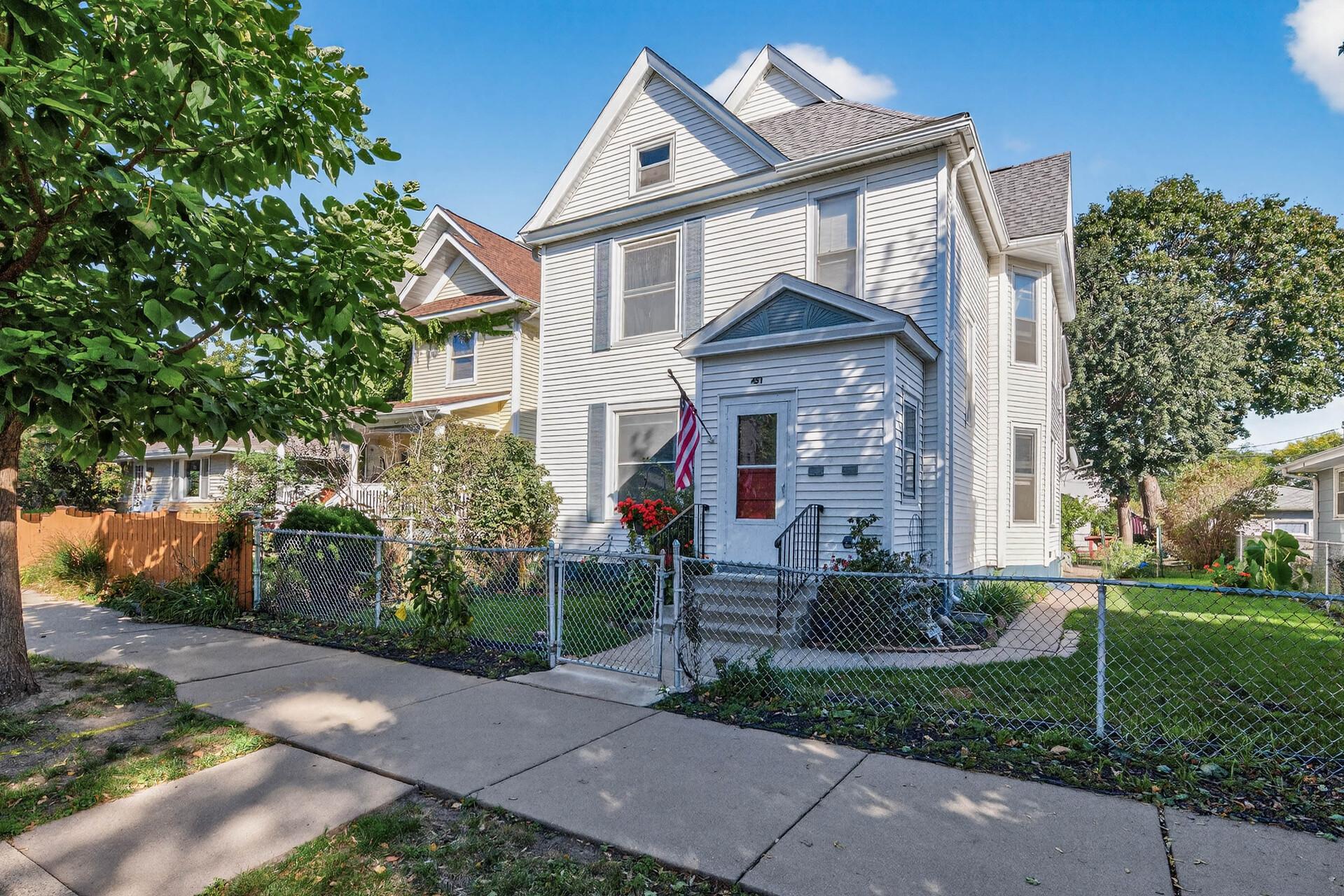 View of Residential Income at 451 Madison Street, Minneapolis MN 55413, Minneapolis - Mike Wilen | Minnesota Team Real Estate