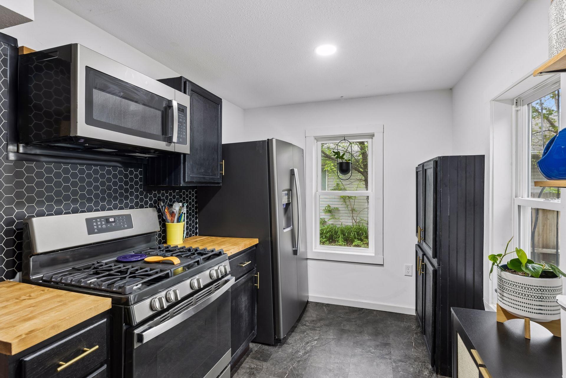View of Residential at 4550 Morgan Avenue, Minneapolis MN 55412, Minneapolis (17 of 34) - Mike Wilen | Minnesota Team Real Estate