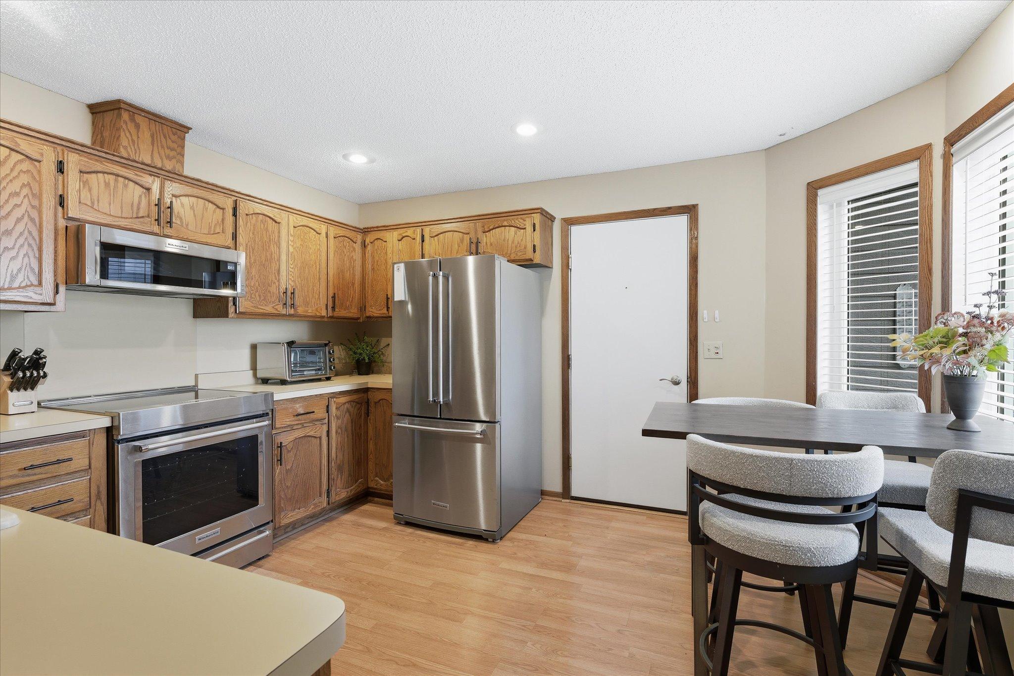 View of Residential at 2741 River Hills Drive, Burnsville MN 55337, Burnsville (11 of 39) - Mike Wilen | Minnesota Team Real Estate