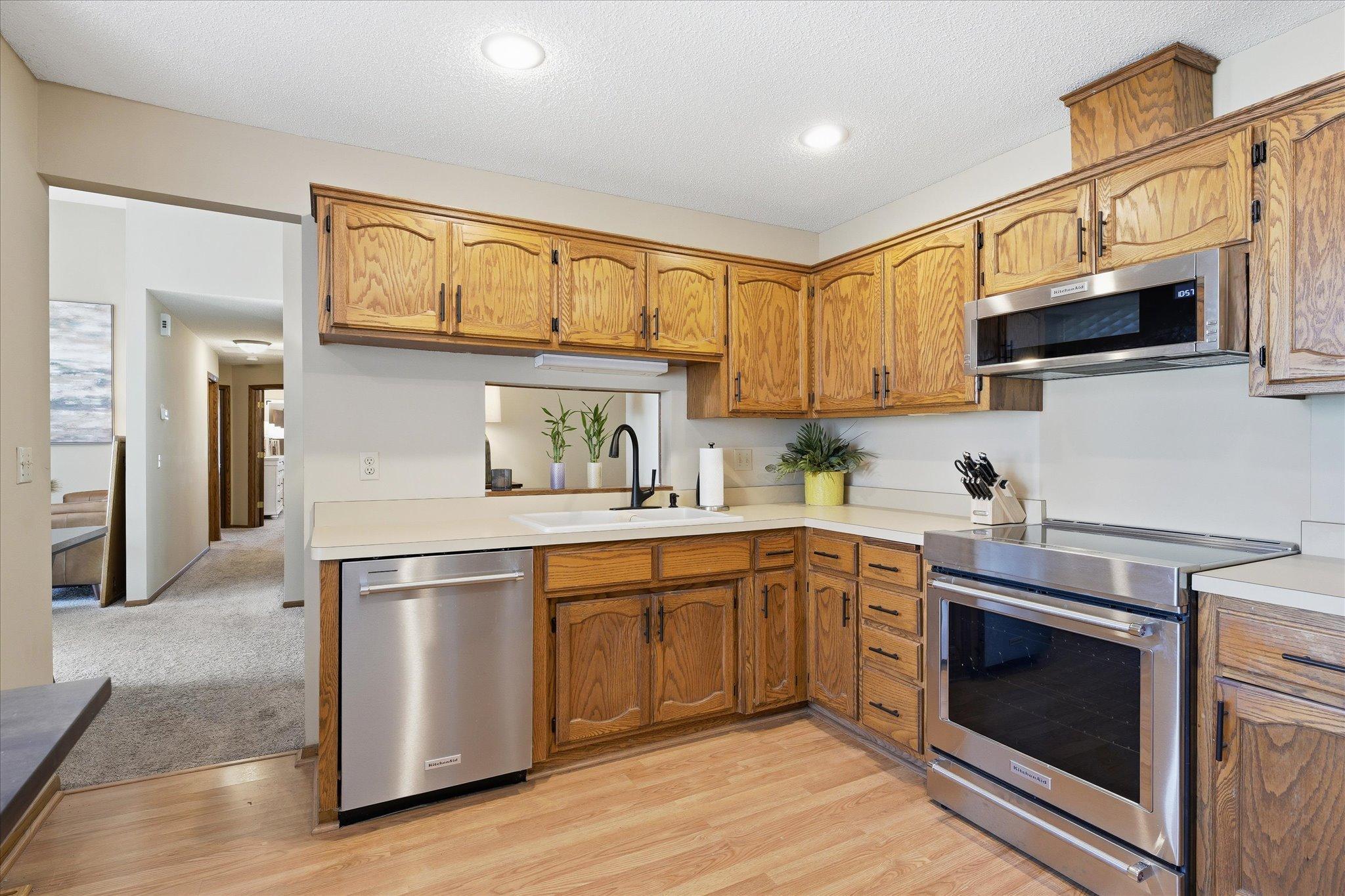 View of Residential at 2741 River Hills Drive, Burnsville MN 55337, Burnsville (10 of 39) - Mike Wilen | Minnesota Team Real Estate