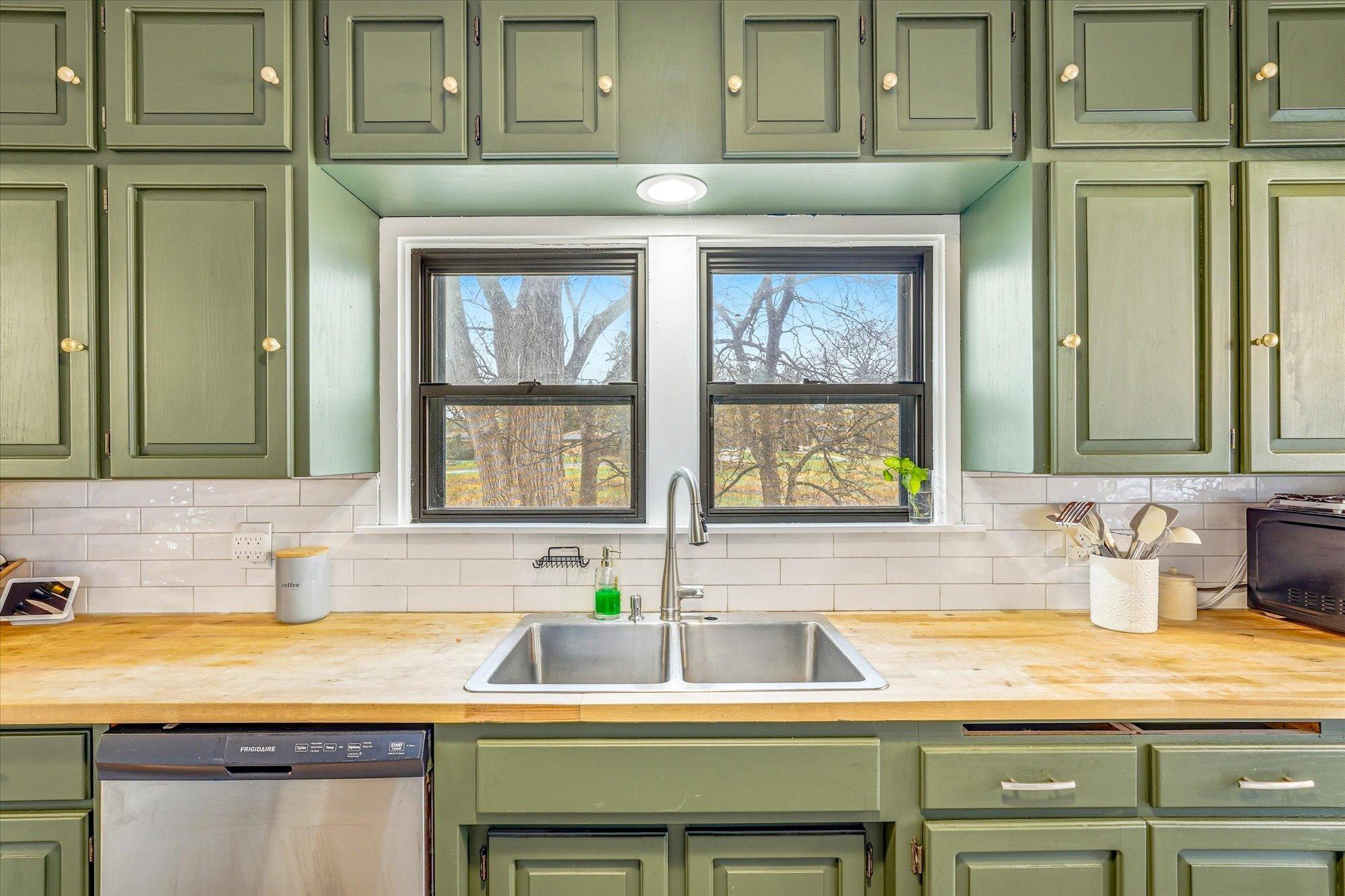 View of Residential at 2533 Snelling Curve, Roseville MN 55113, Roseville (11 of 43) - Mike Wilen | Minnesota Team Real Estate