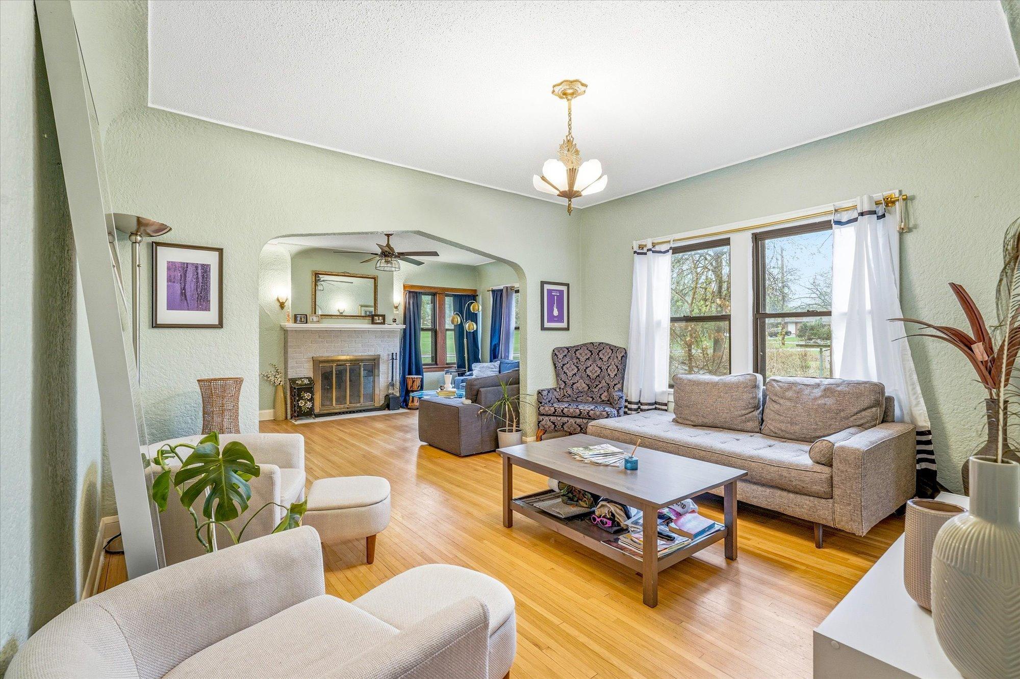 View of Residential at 2533 Snelling Curve, Roseville MN 55113, Roseville (10 of 43) - Mike Wilen | Minnesota Team Real Estate