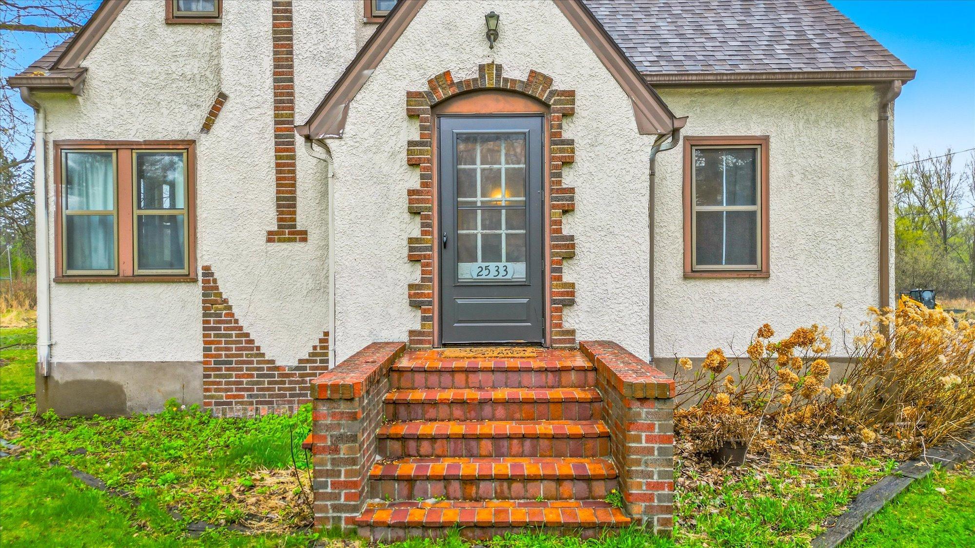 View of Residential at 2533 Snelling Curve, Roseville MN 55113, Roseville (3 of 43) - Mike Wilen | Minnesota Team Real Estate