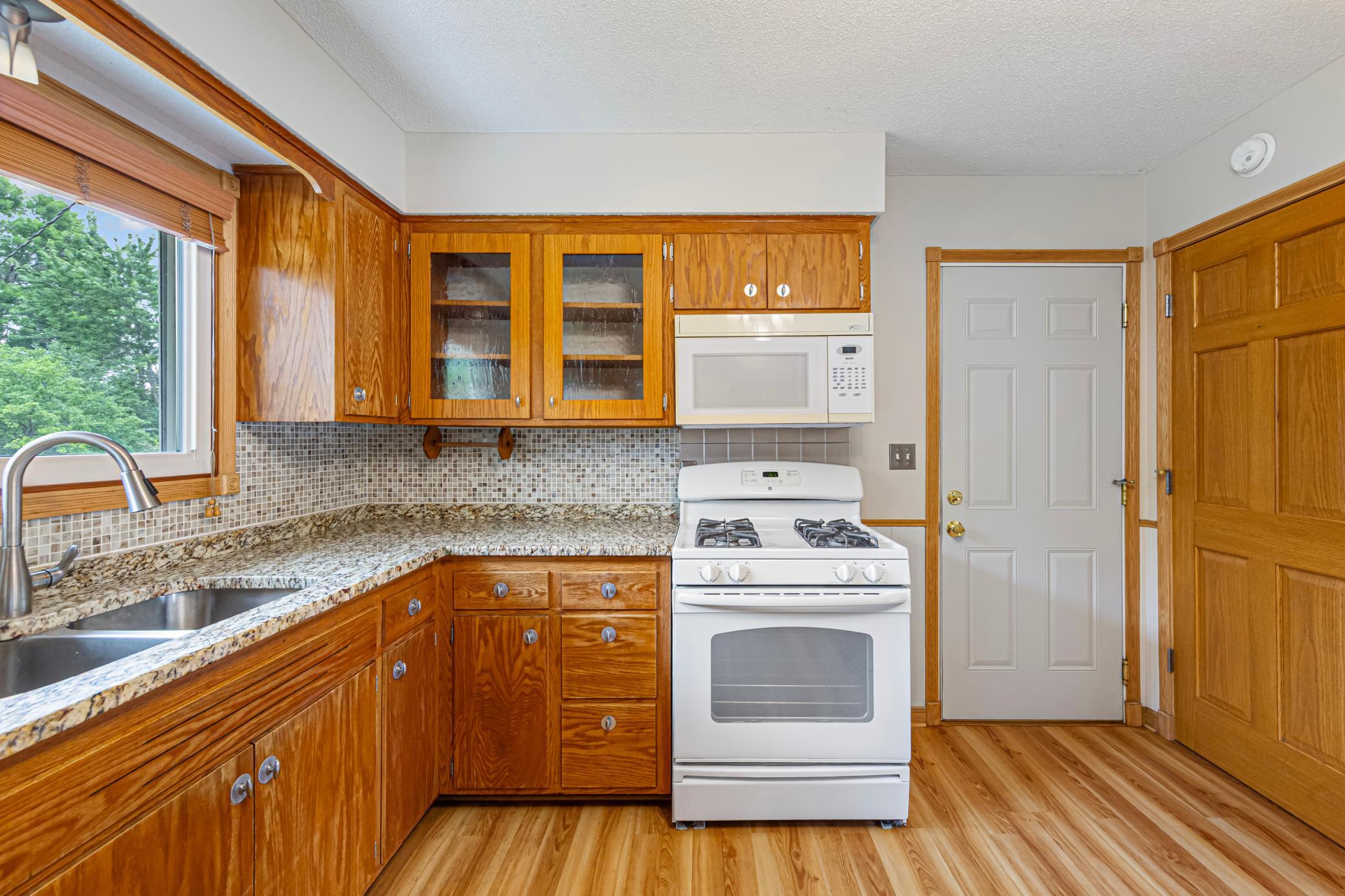 View of Residential at 2033 Bluestone Lane, Eagan MN 55122, Eagan (19 of 40) - Mike Wilen | Minnesota Team Real Estate