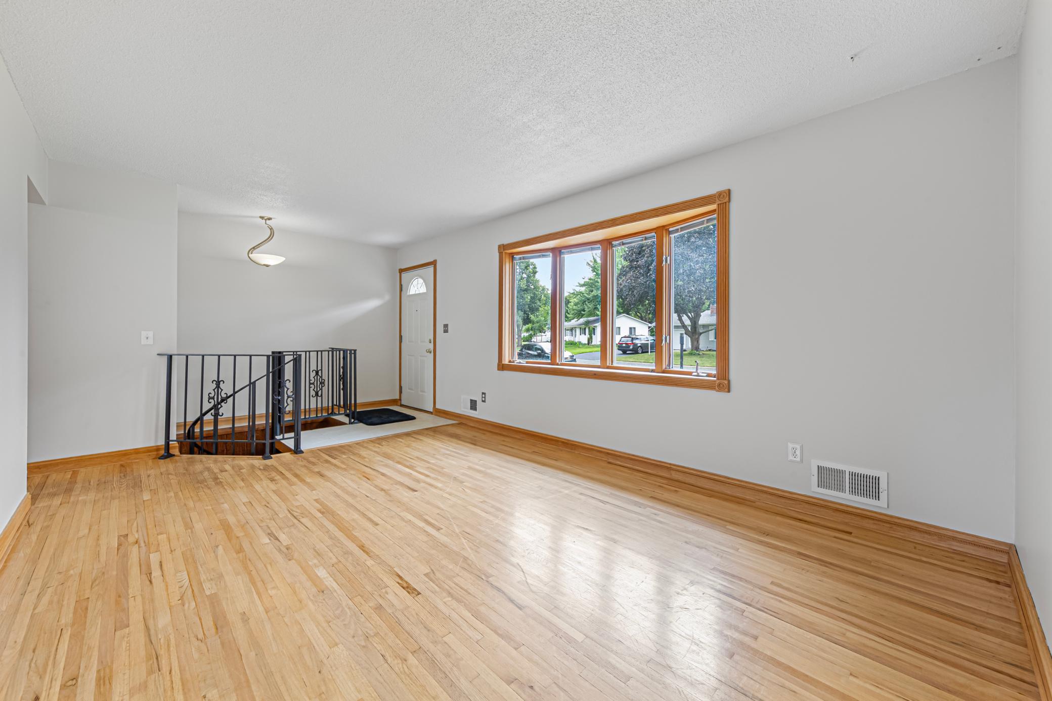 View of Residential at 2033 Bluestone Lane, Eagan MN 55122, Eagan (15 of 40) - Mike Wilen | Minnesota Team Real Estate