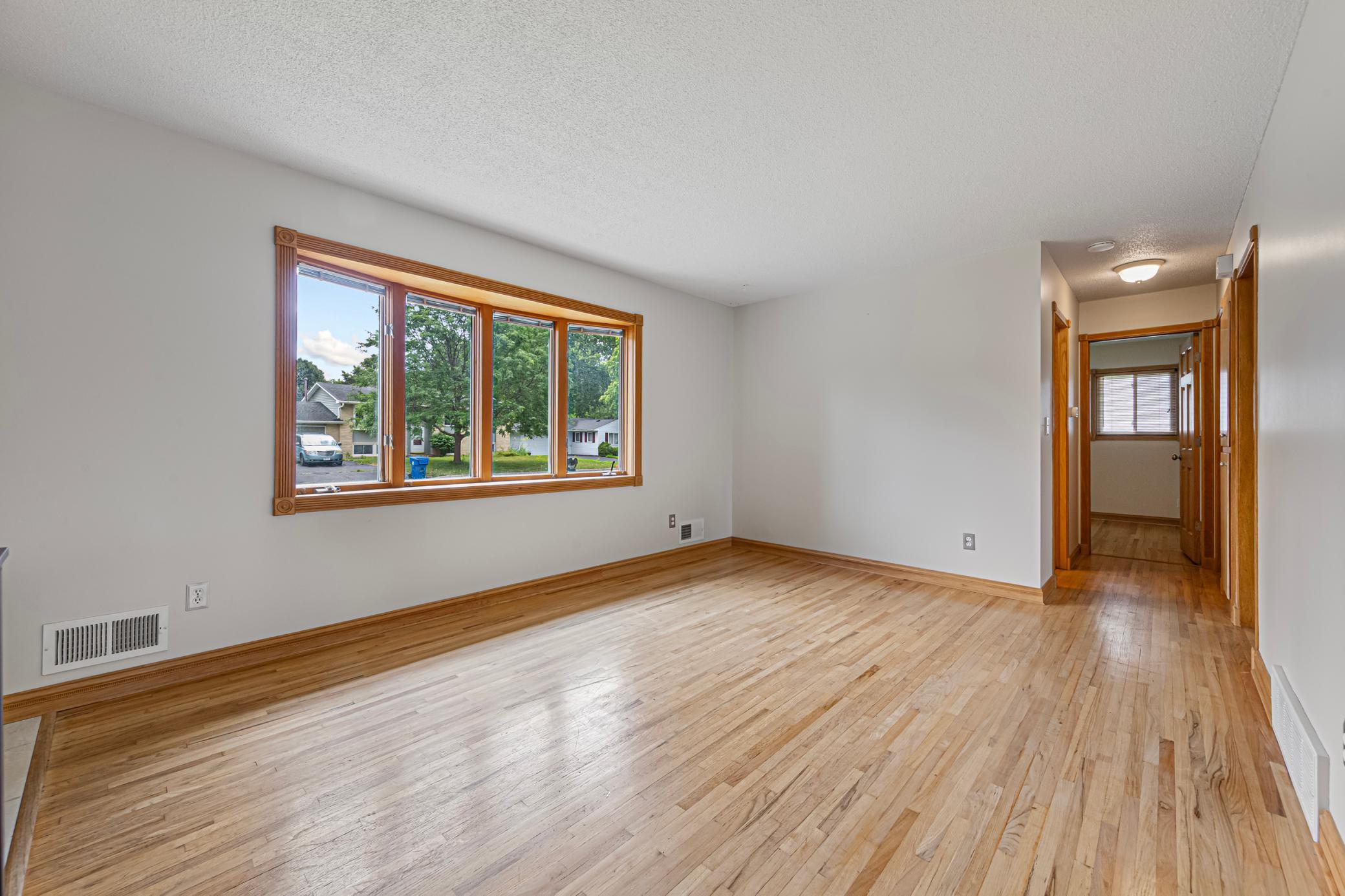 View of Residential at 2033 Bluestone Lane, Eagan MN 55122, Eagan (14 of 40) - Mike Wilen | Minnesota Team Real Estate