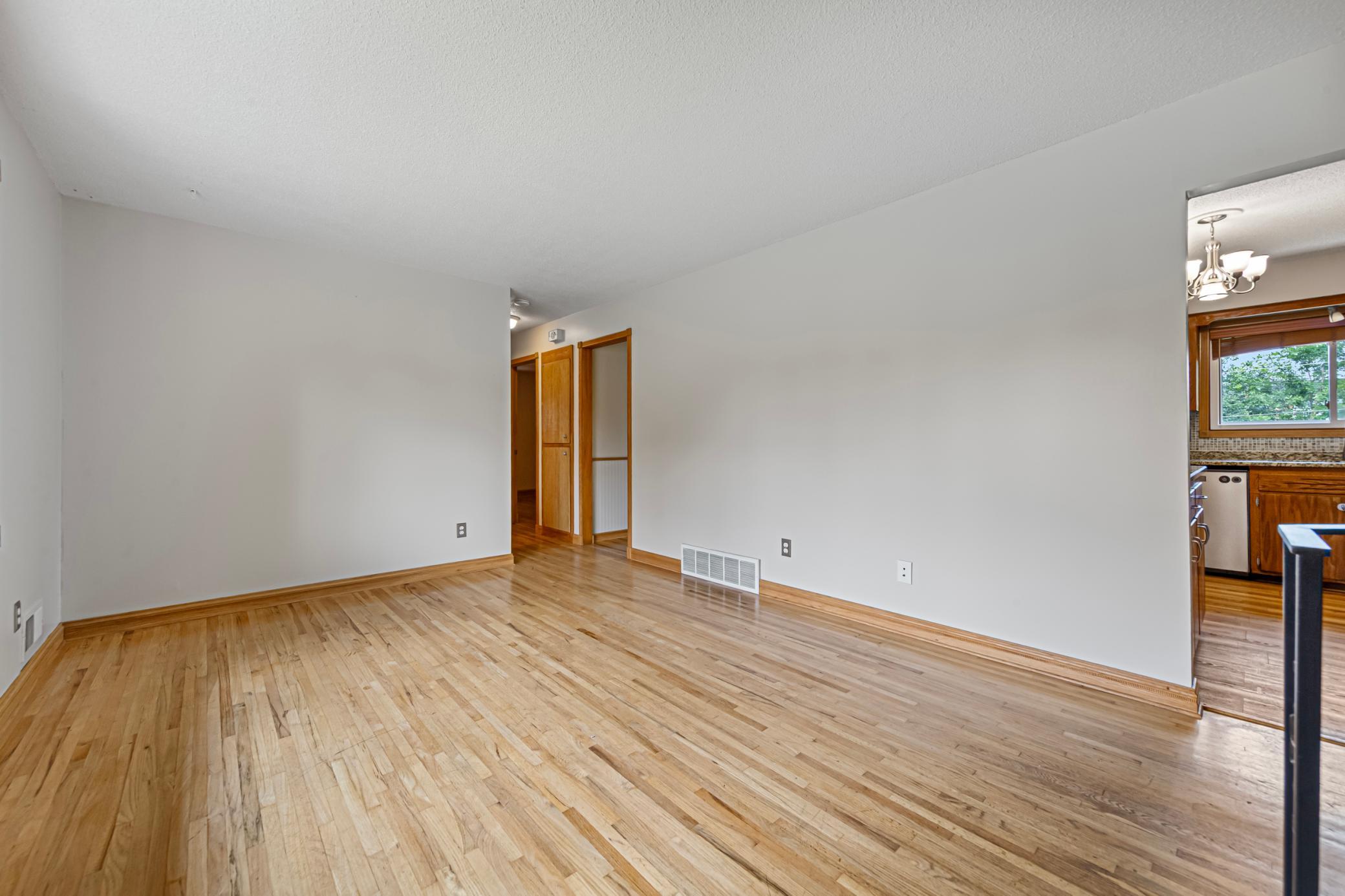 View of Residential at 2033 Bluestone Lane, Eagan MN 55122, Eagan (13 of 40) - Mike Wilen | Minnesota Team Real Estate