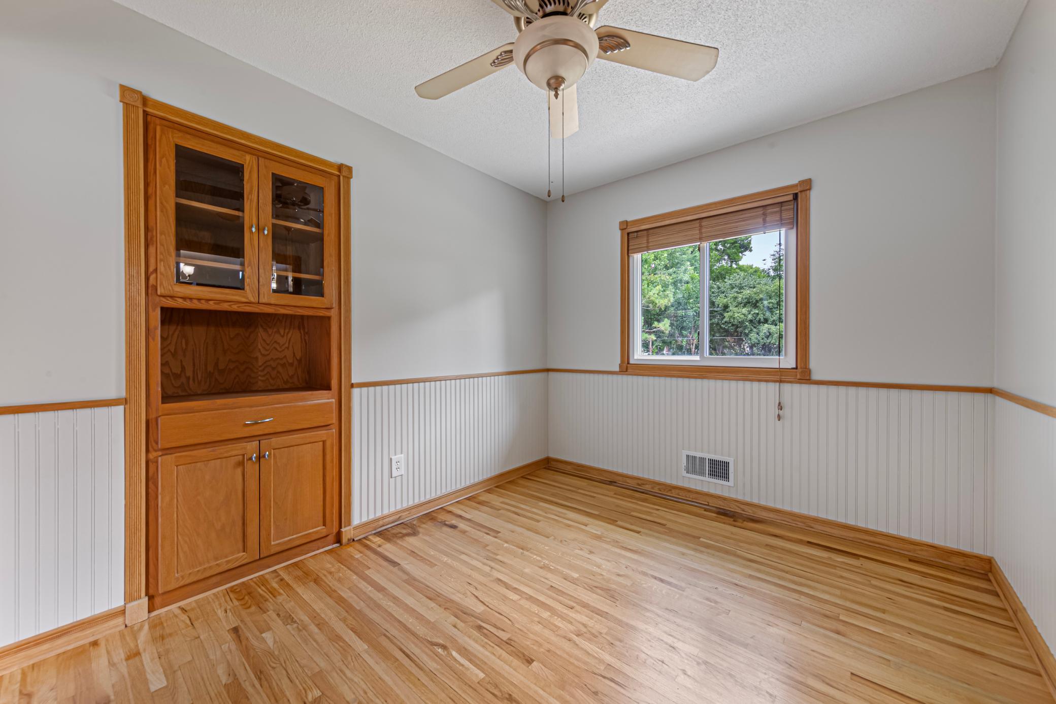 View of Residential at 2033 Bluestone Lane, Eagan MN 55122, Eagan (23 of 40) - Mike Wilen | Minnesota Team Real Estate