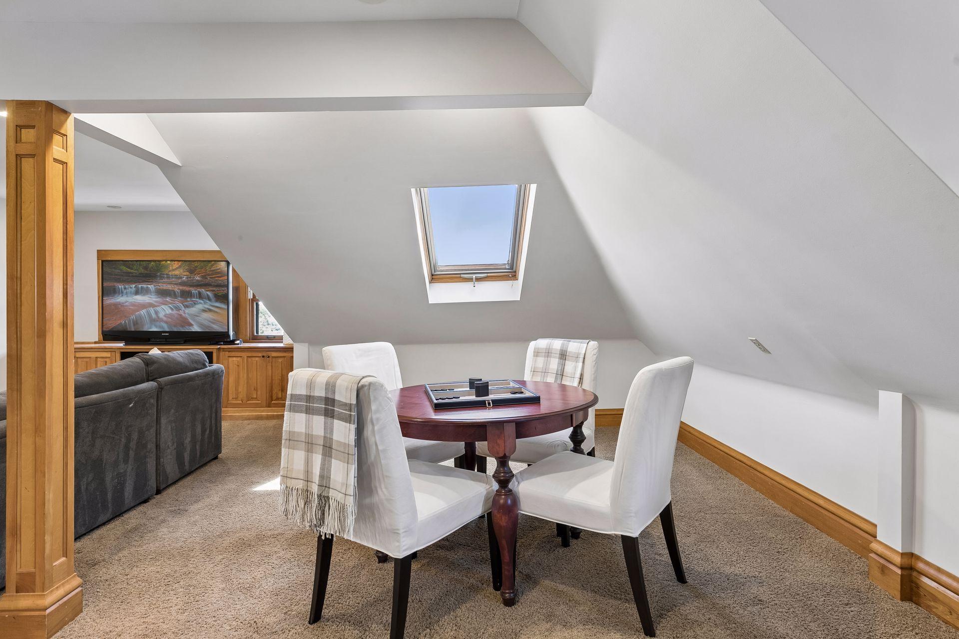 View of Residential at 42 Kenwood Parkway, Saint Paul MN 55105, Saint Paul (36 of 56) - Mike Wilen | Minnesota Team Real Estate