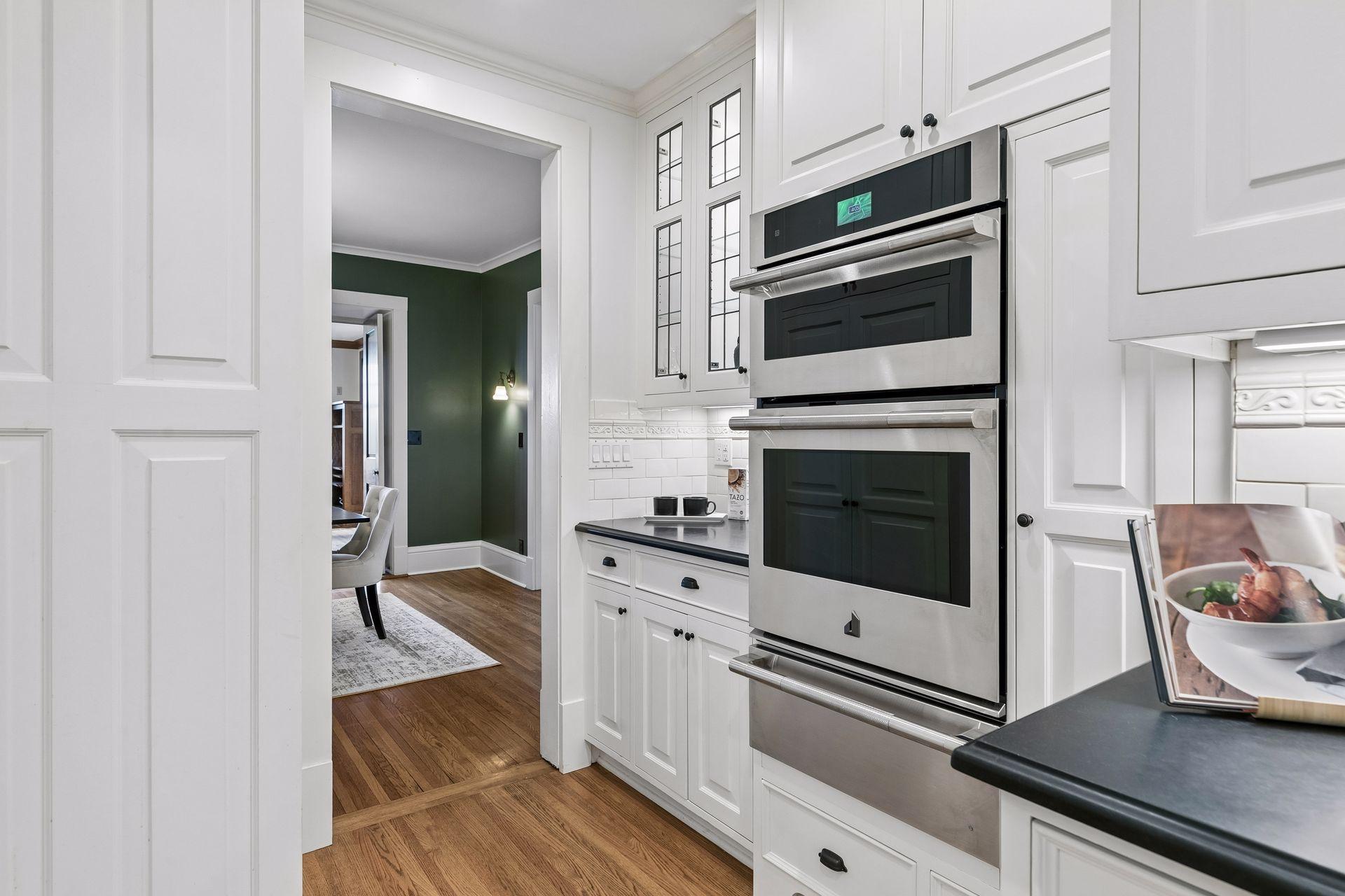 View of Residential at 42 Kenwood Parkway, Saint Paul MN 55105, Saint Paul (11 of 56) - Mike Wilen | Minnesota Team Real Estate