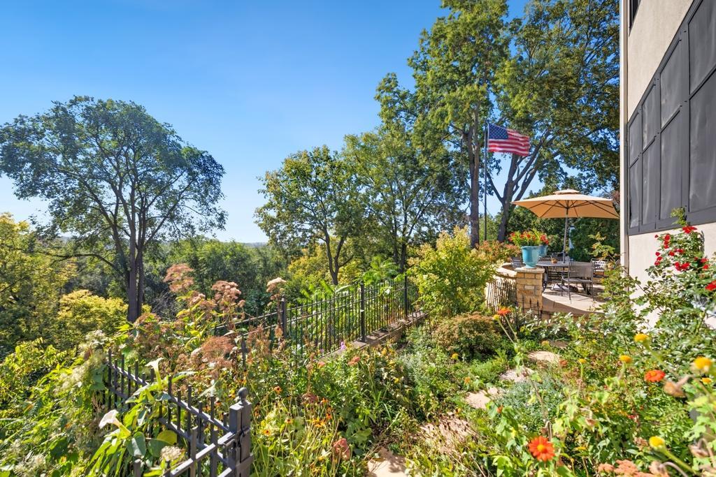 View of Residential at 42 Kenwood Parkway, Saint Paul MN 55105, Saint Paul (48 of 56) - Mike Wilen | Minnesota Team Real Estate