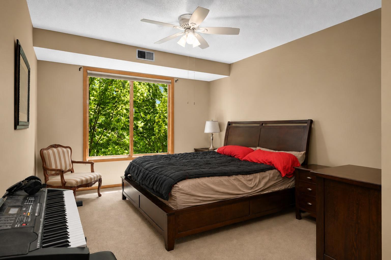 View of Residential at 5985 Rowland Road #302, Minnetonka MN 55343, Minnetonka (14 of 27) - Mike Wilen | Minnesota Team Real Estate