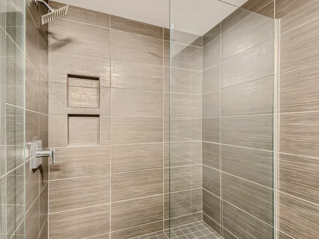 View of Residential at 1240 2nd Street #1023, Minneapolis MN 55415, Minneapolis (10 of 27) - Mike Wilen | Minnesota Team Real Estate