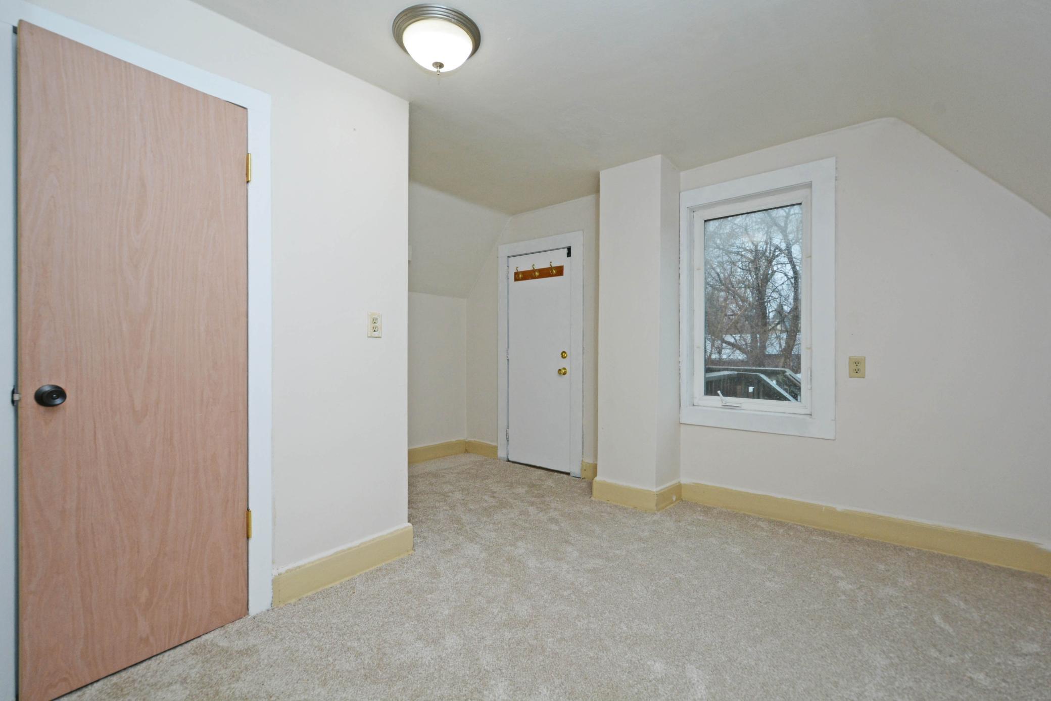 View of Residential at 397 Burgess Street, Saint Paul MN 55117, Saint Paul (17 of 28) - Mike Wilen | Minnesota Team Real Estate
