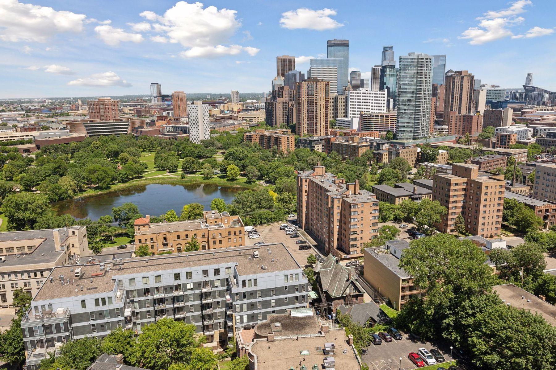 View of Residential at 410 Groveland Avenue #1506, Minneapolis MN 55403, Minneapolis (31 of 42) - Mike Wilen | Minnesota Team Real Estate