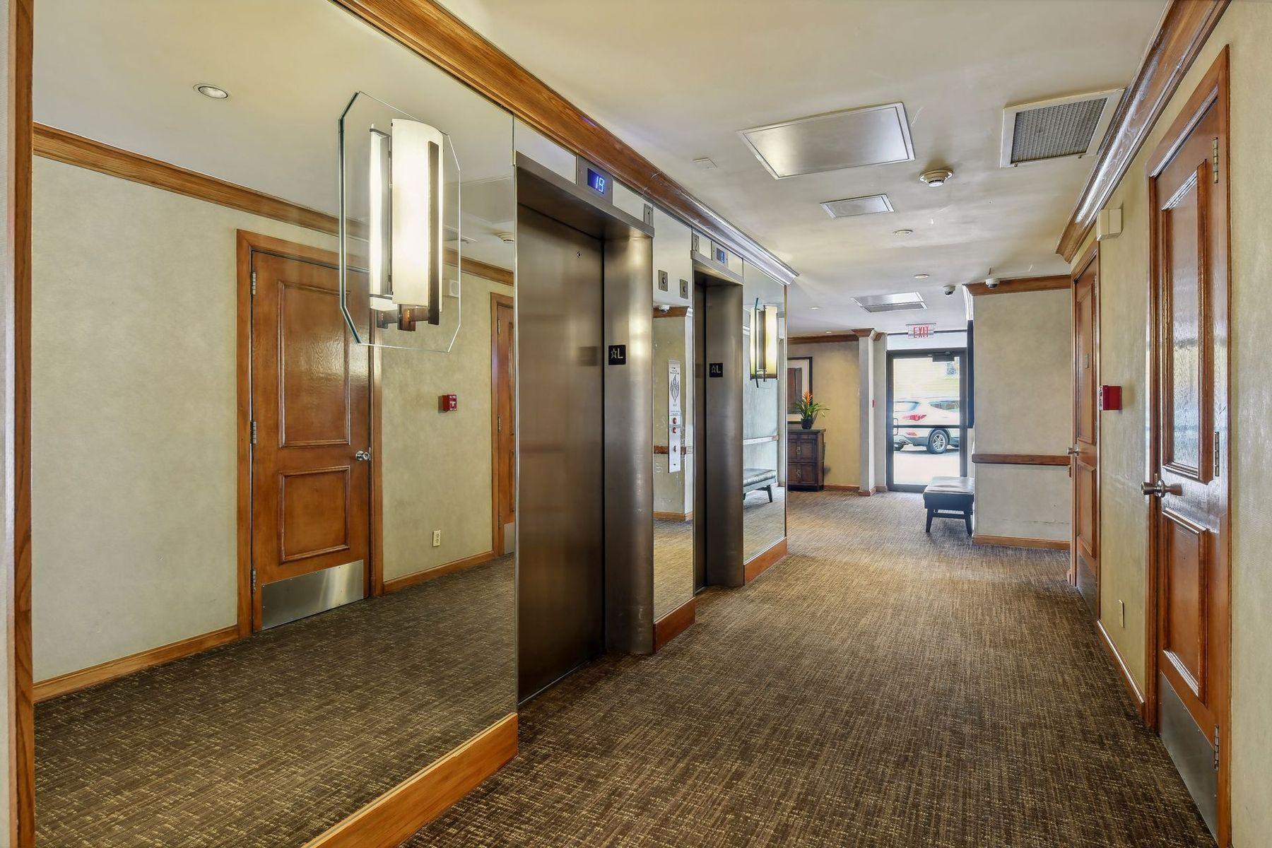 View of Residential at 410 Groveland Avenue #1506, Minneapolis MN 55403, Minneapolis (30 of 42) - Mike Wilen | Minnesota Team Real Estate