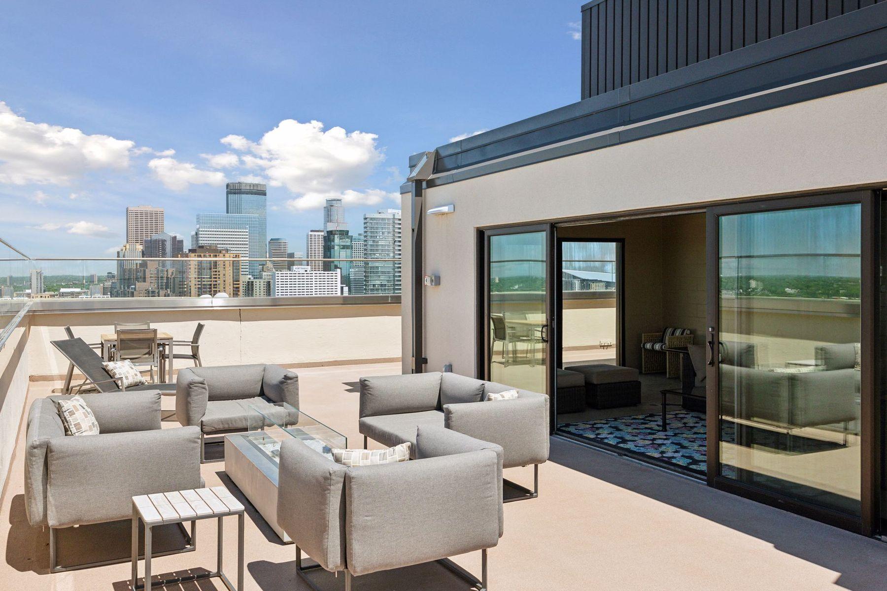 View of Residential at 410 Groveland Avenue #1506, Minneapolis MN 55403, Minneapolis (27 of 42) - Mike Wilen | Minnesota Team Real Estate